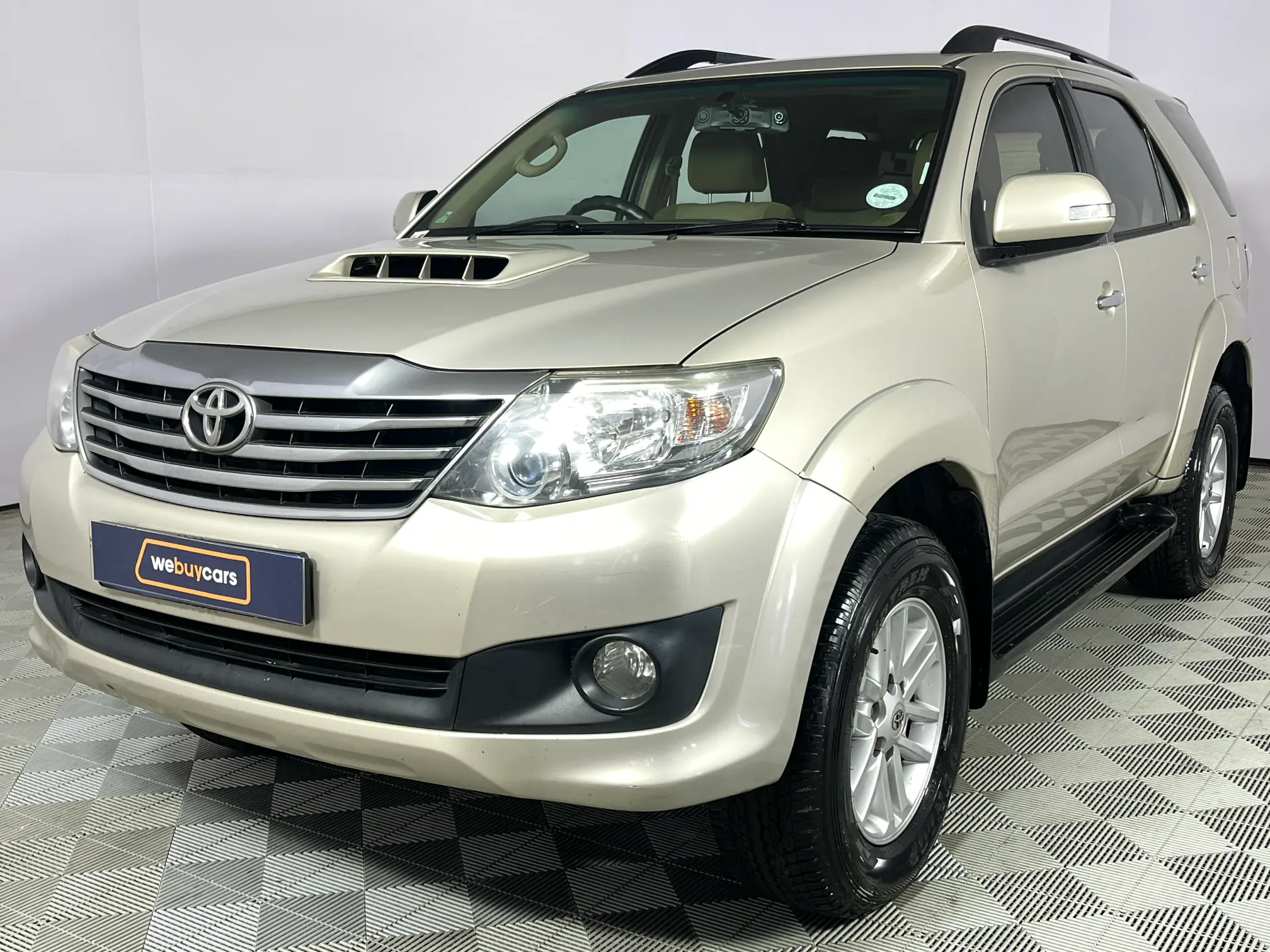 2013 Toyota Fortuner 2.5d-4d RB