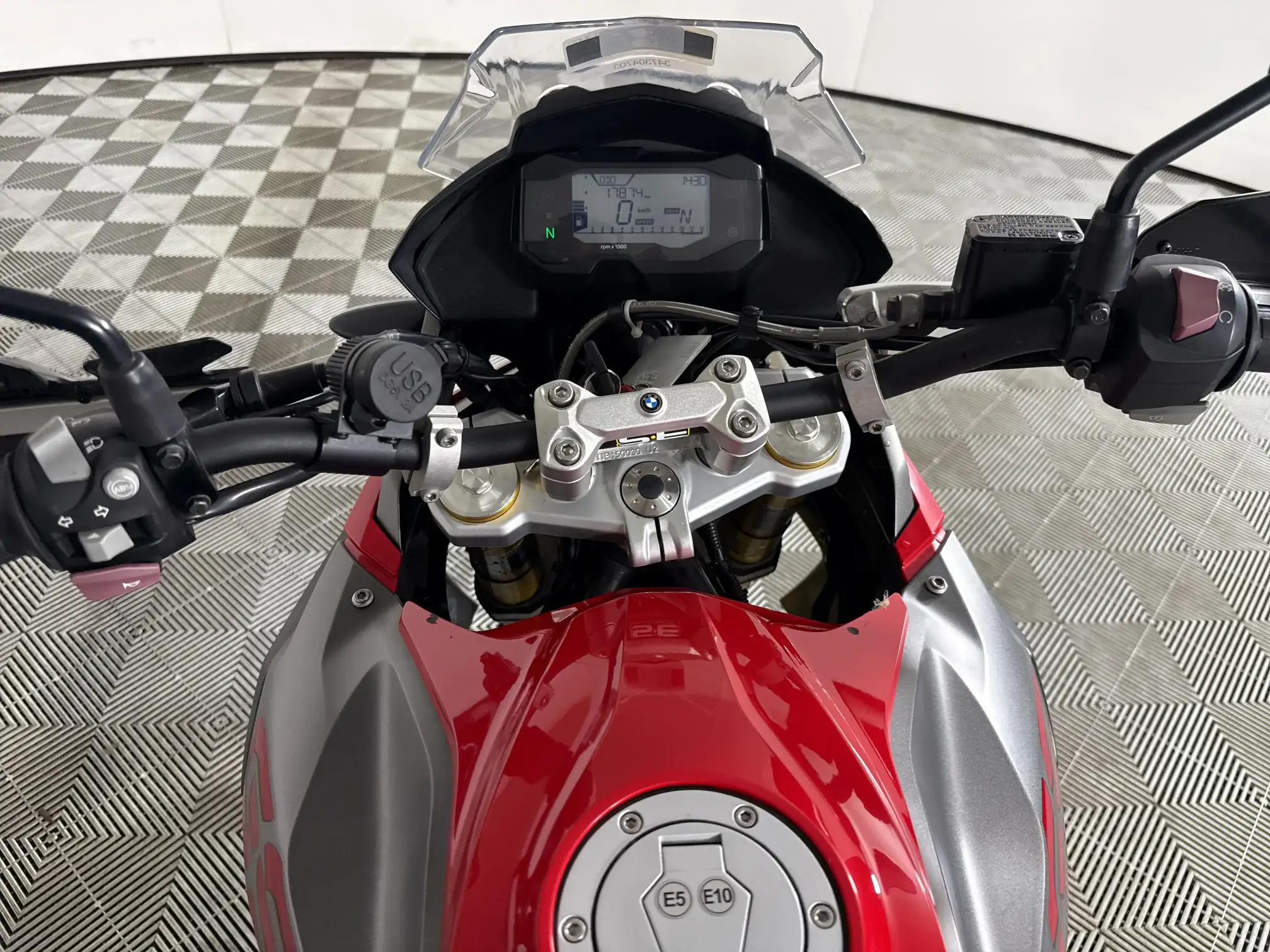 BMW C
