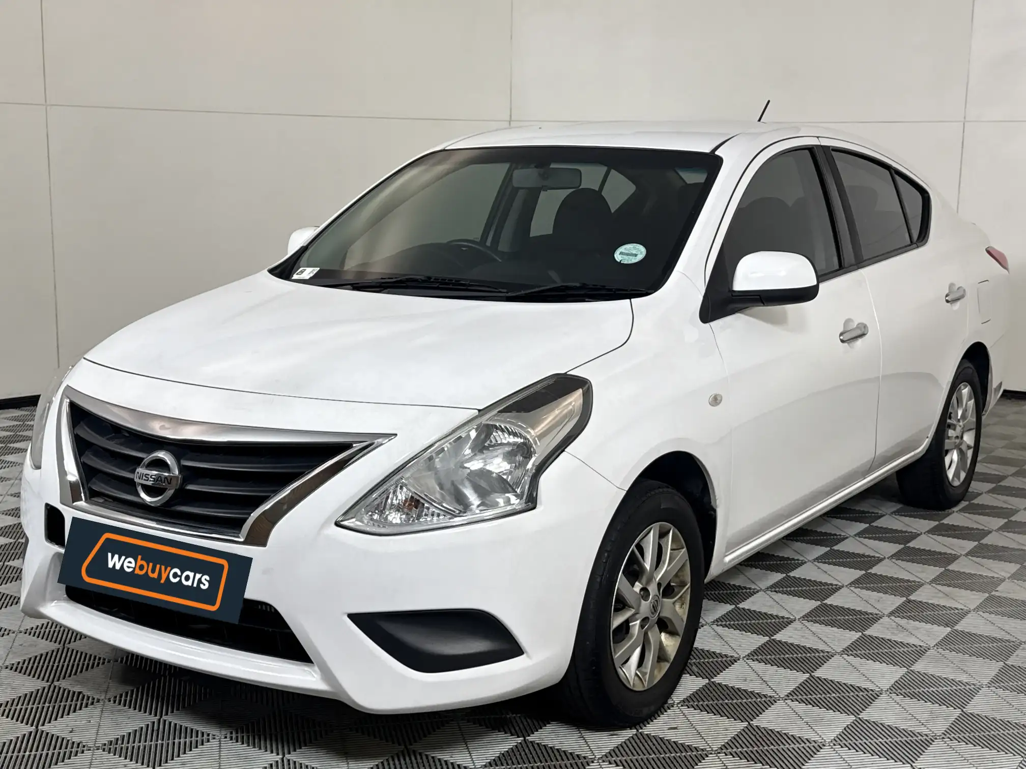 Nissan Almera