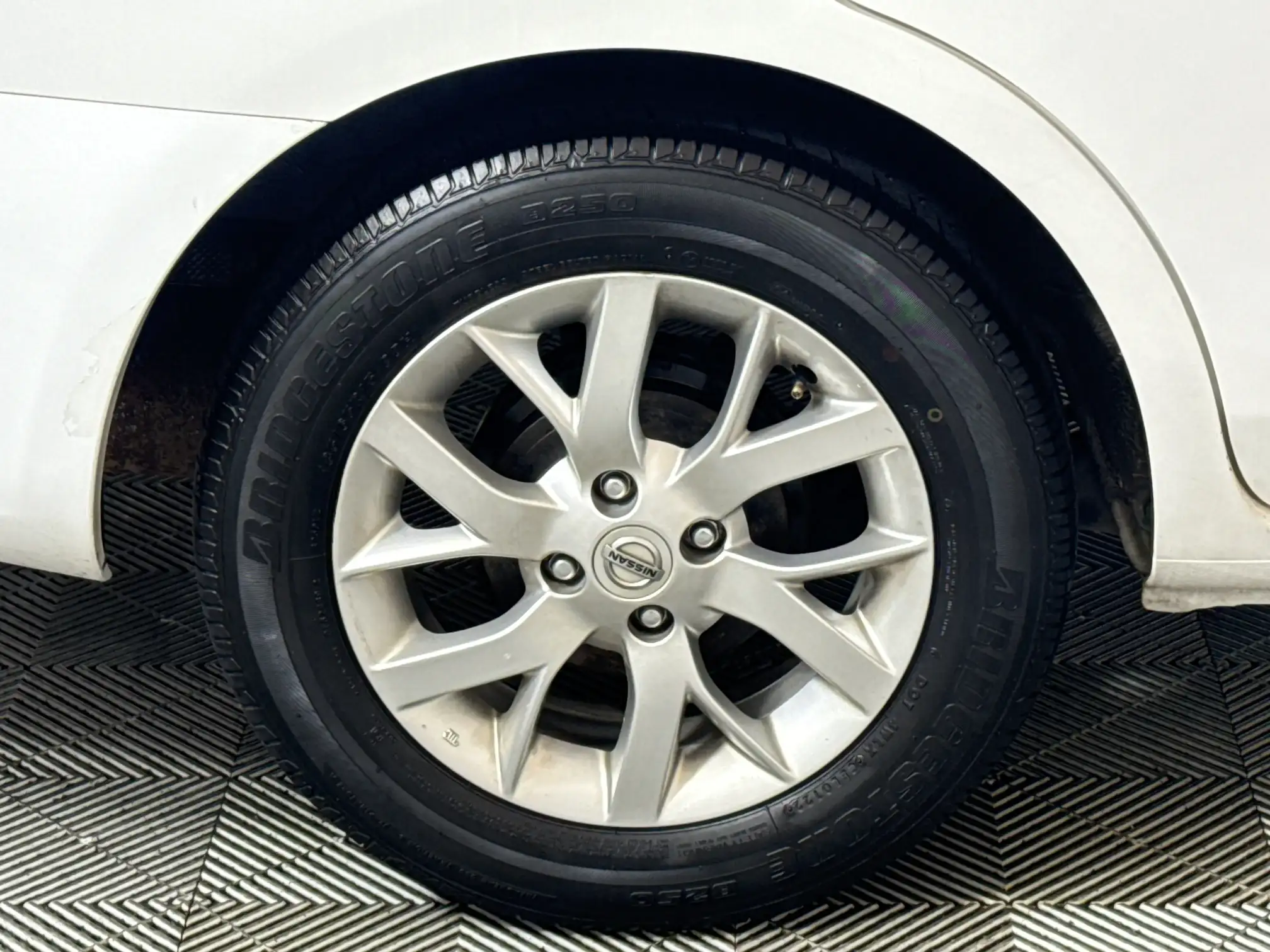 Nissan Almera