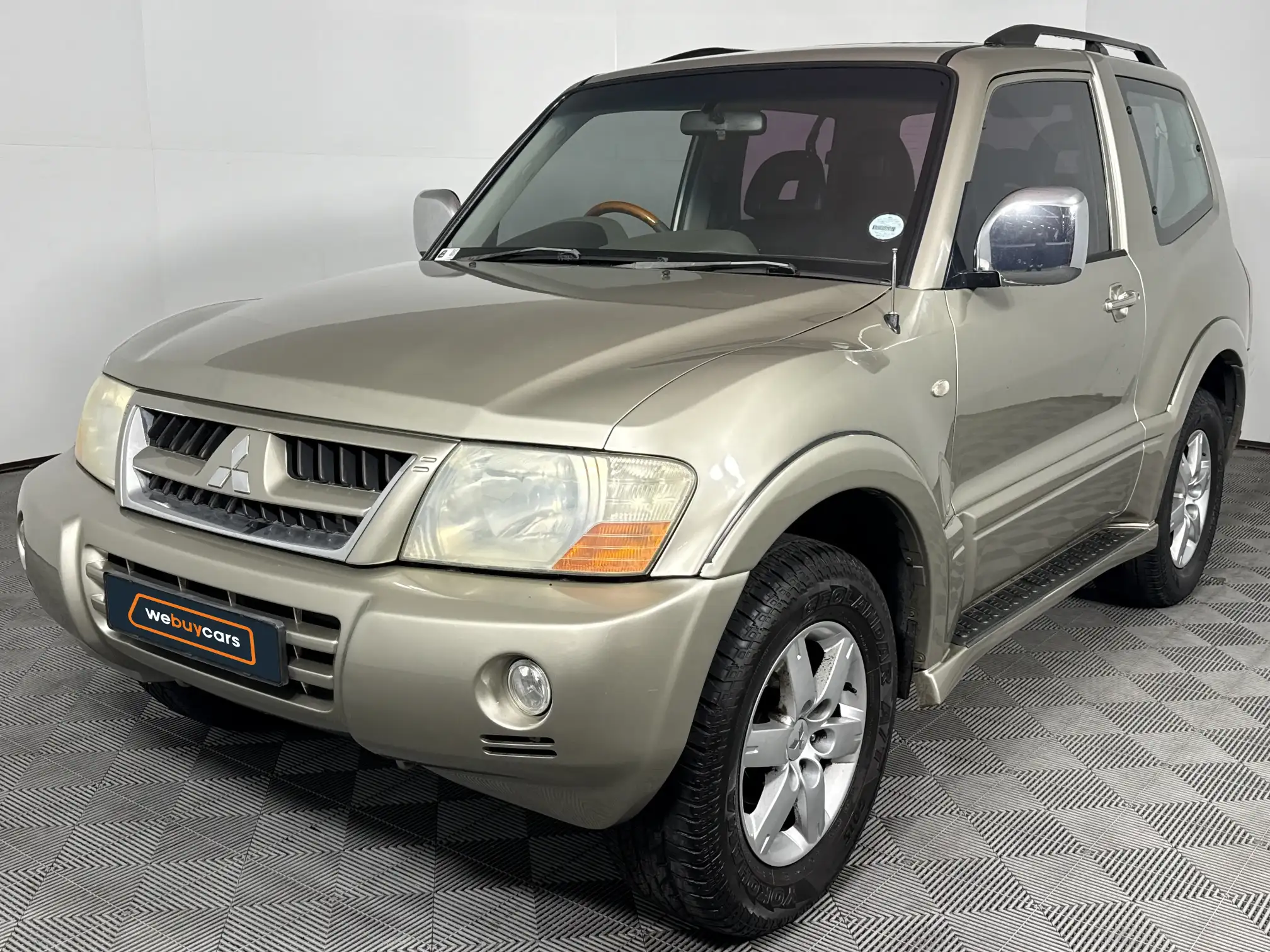 2006 Mitsubishi Pajero