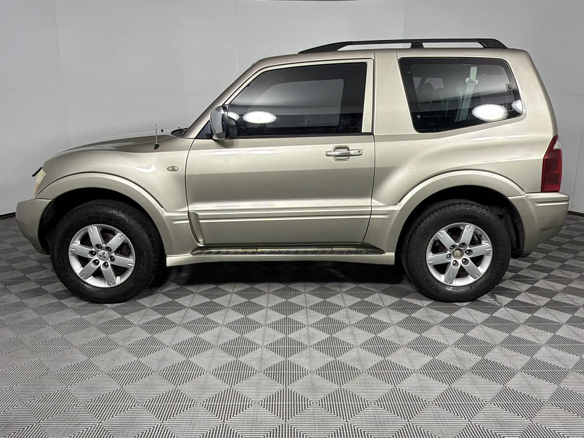 Mitsubishi Pajero