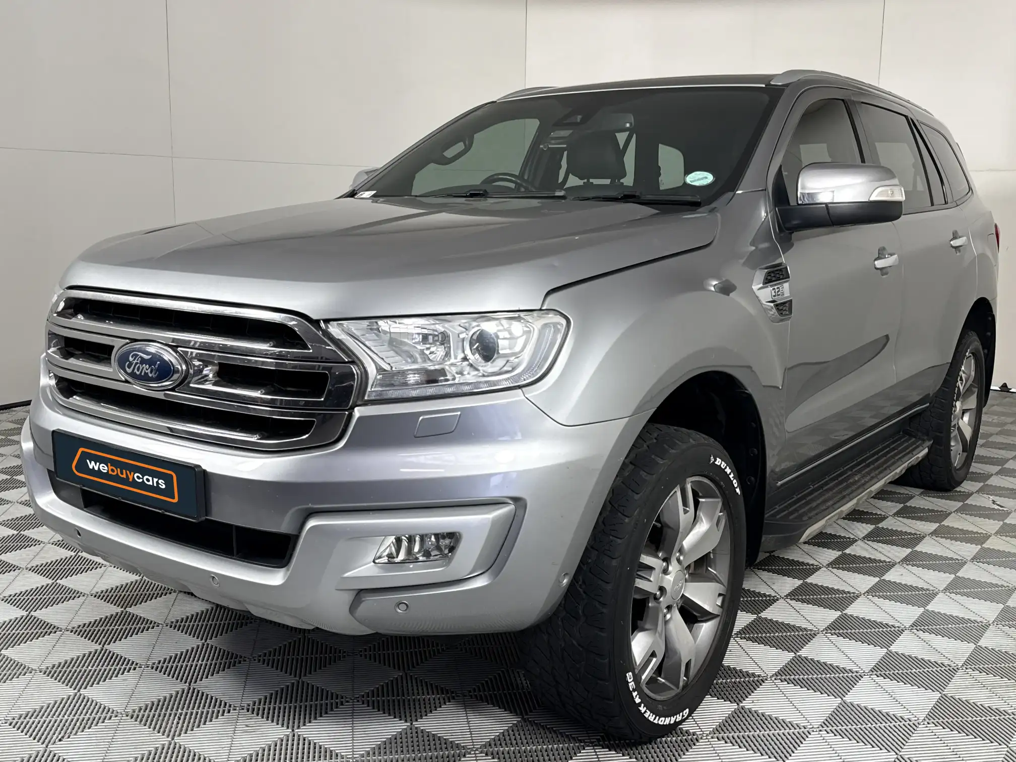 2016 Ford Everest