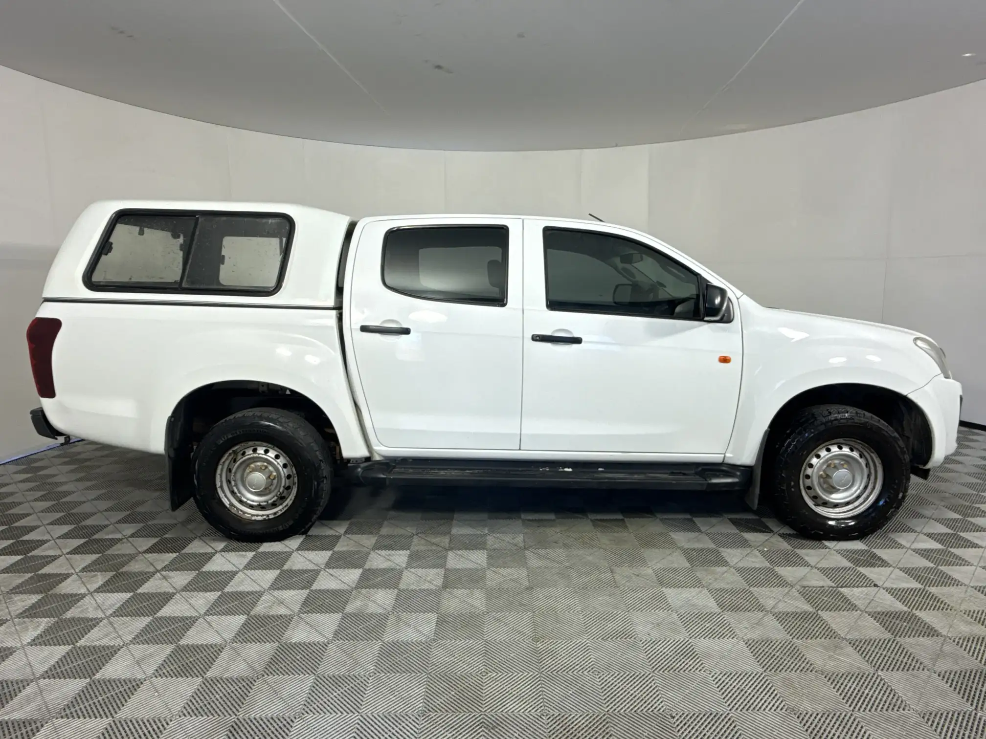 Isuzu KB