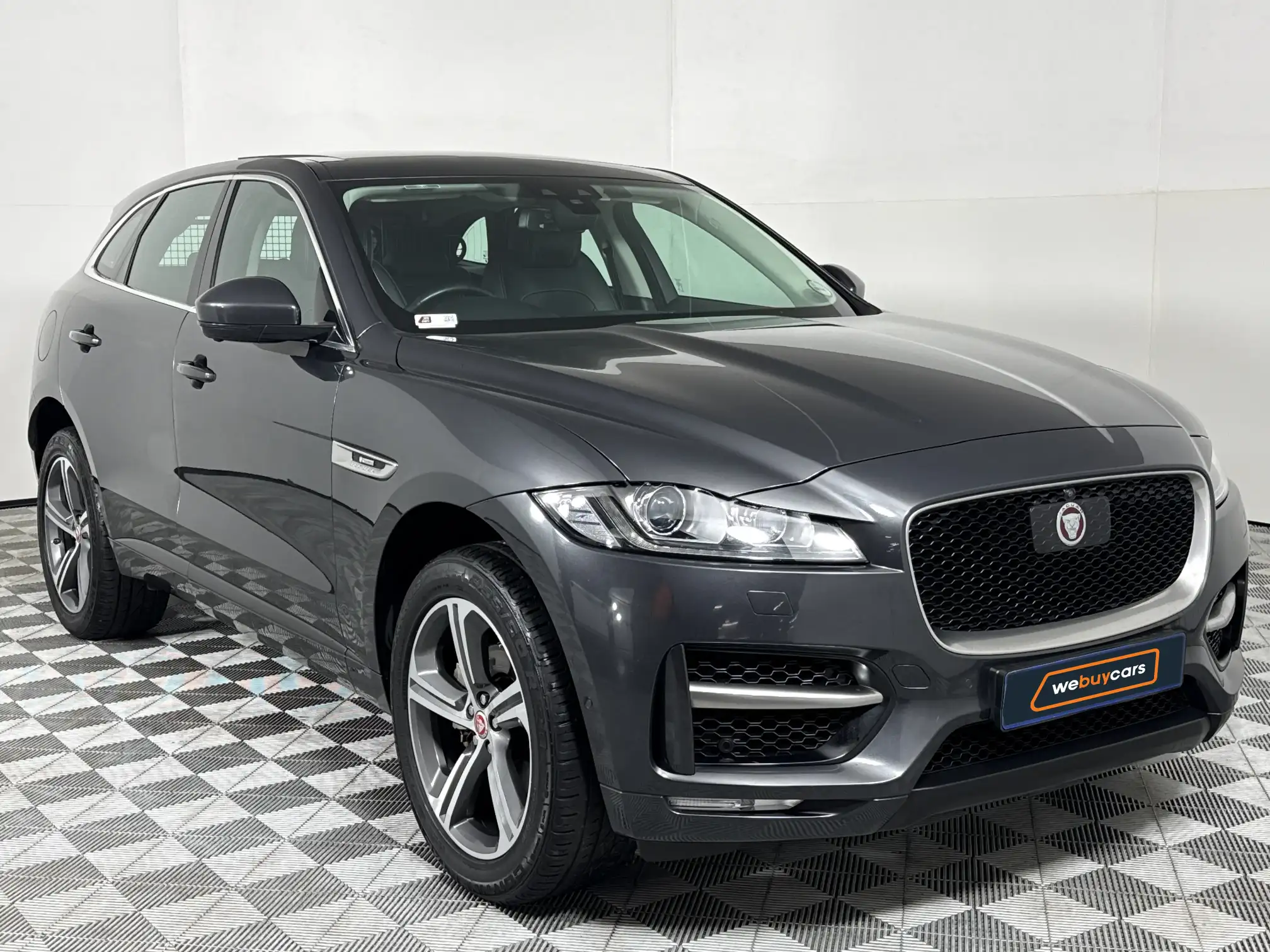 Jaguar F-Pace