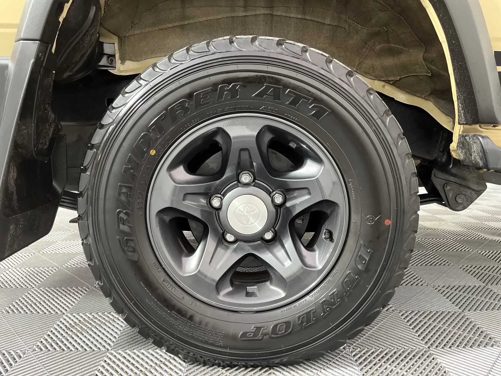 Toyota Land Cruiser 70 Series