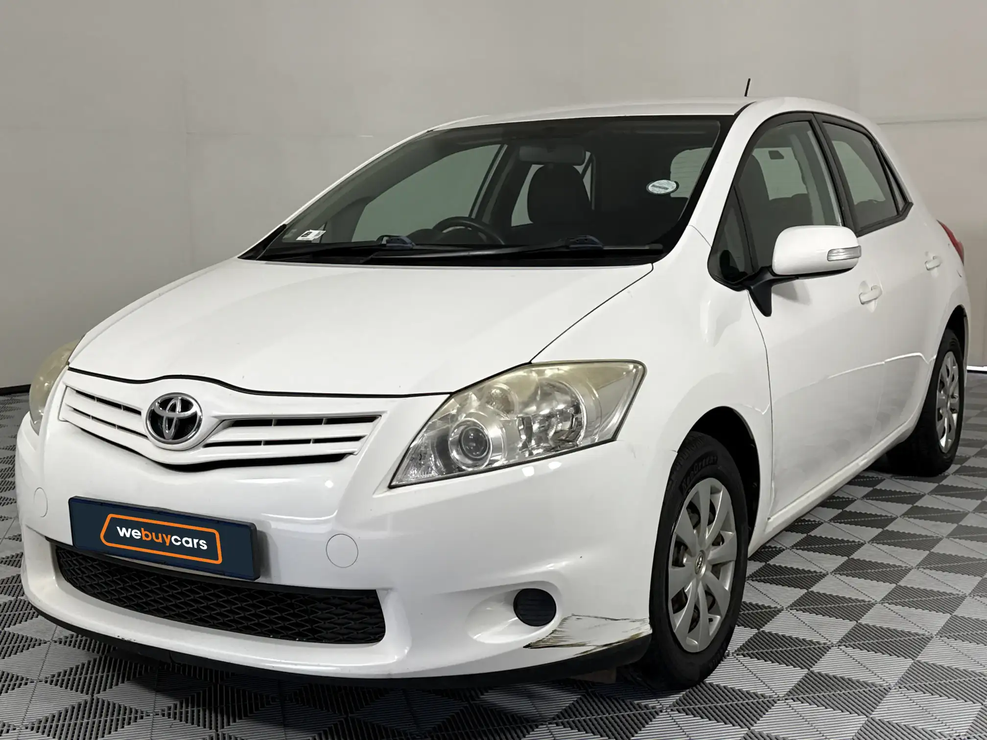 2012 Toyota Auris