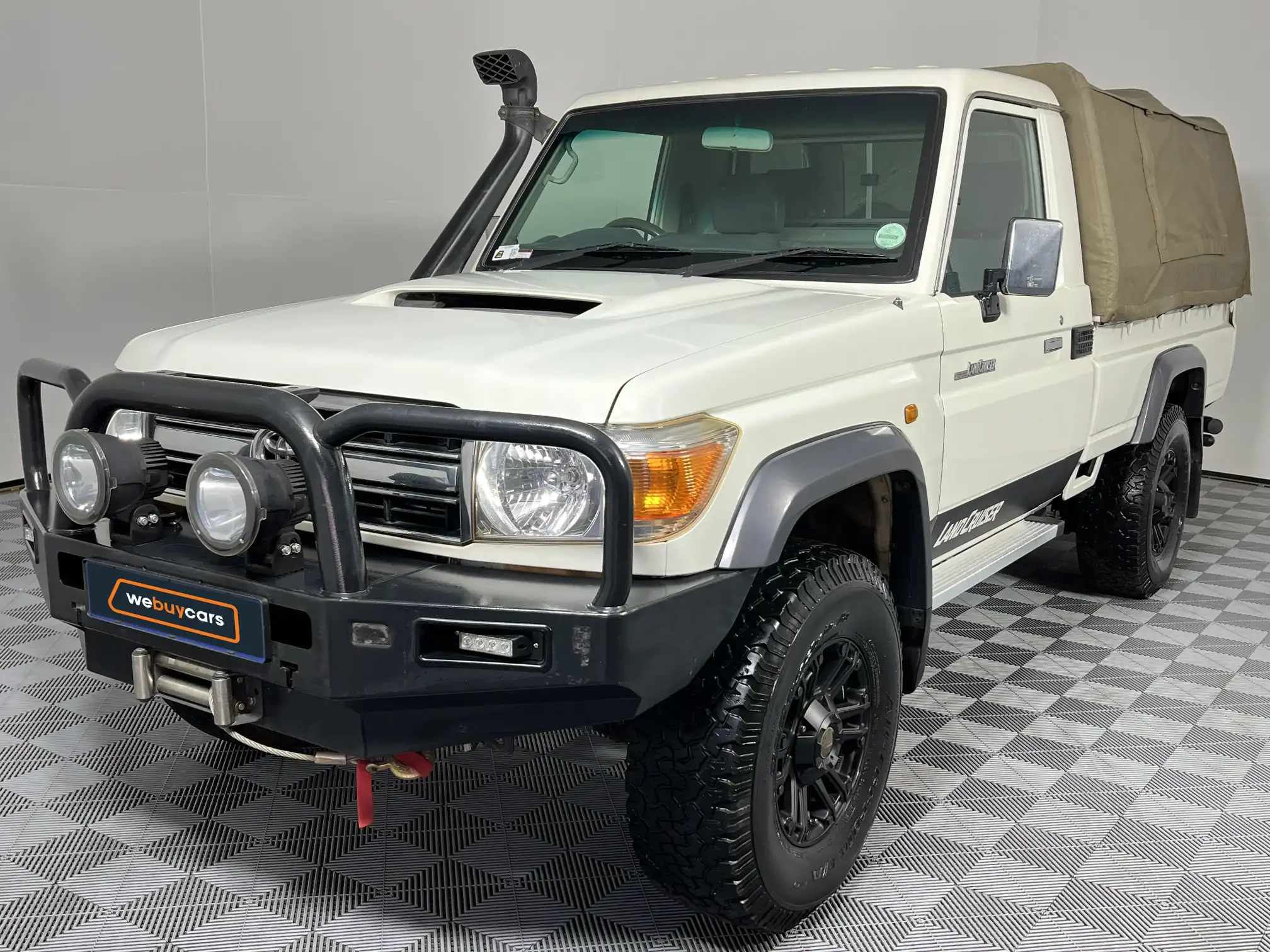 2014 Toyota Land Cruiser