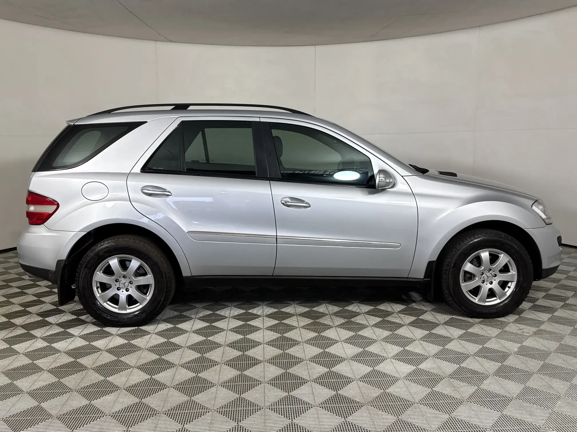 Mercedes-Benz M Class