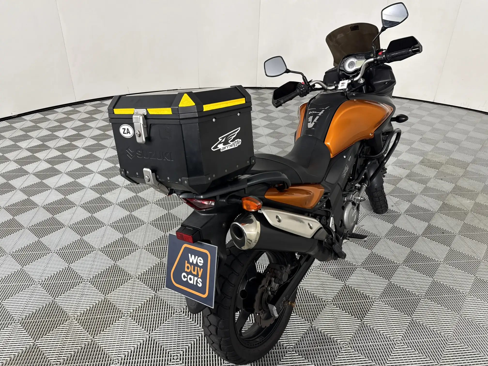 Suzuki DL