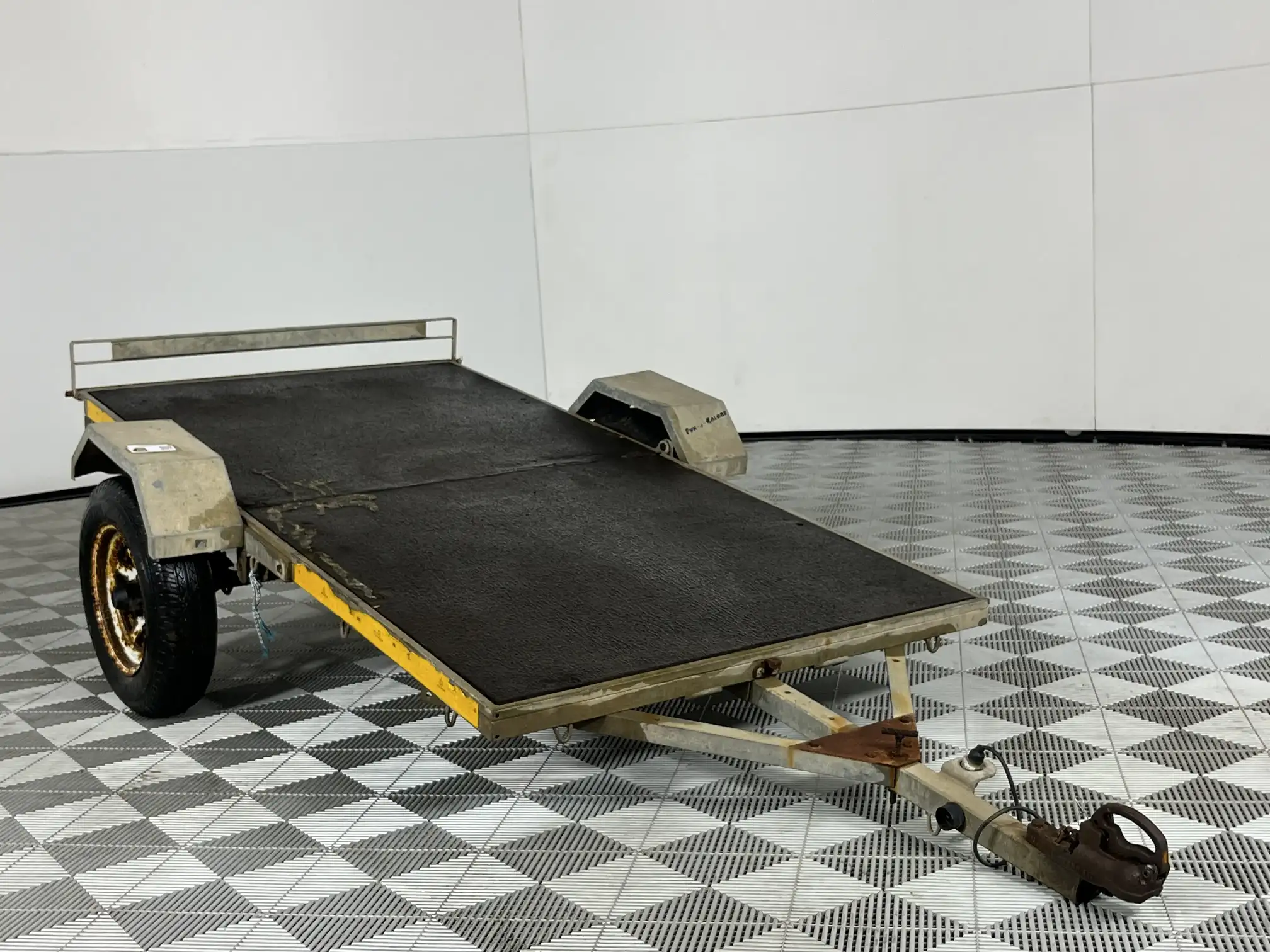 Fold away Mark 1
