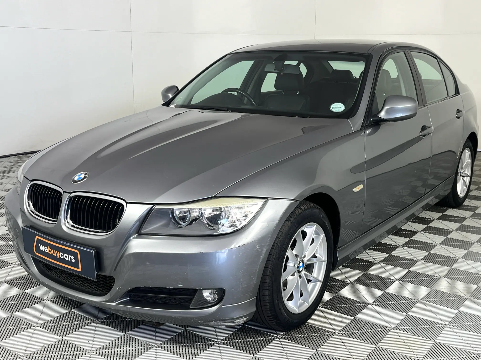 2010 BMW 3 Series 320i Auto (E90)