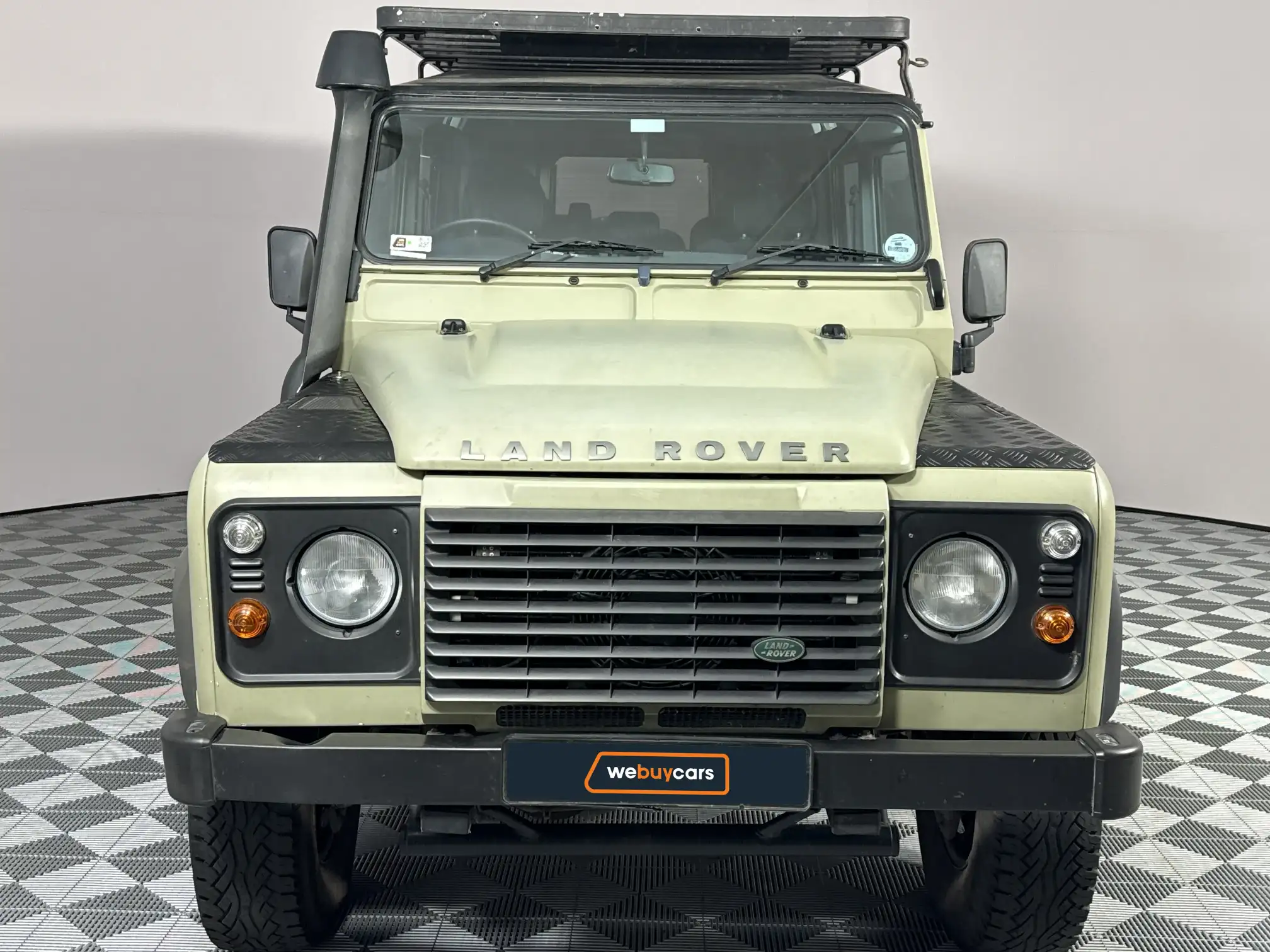 Land Rover Defender 110