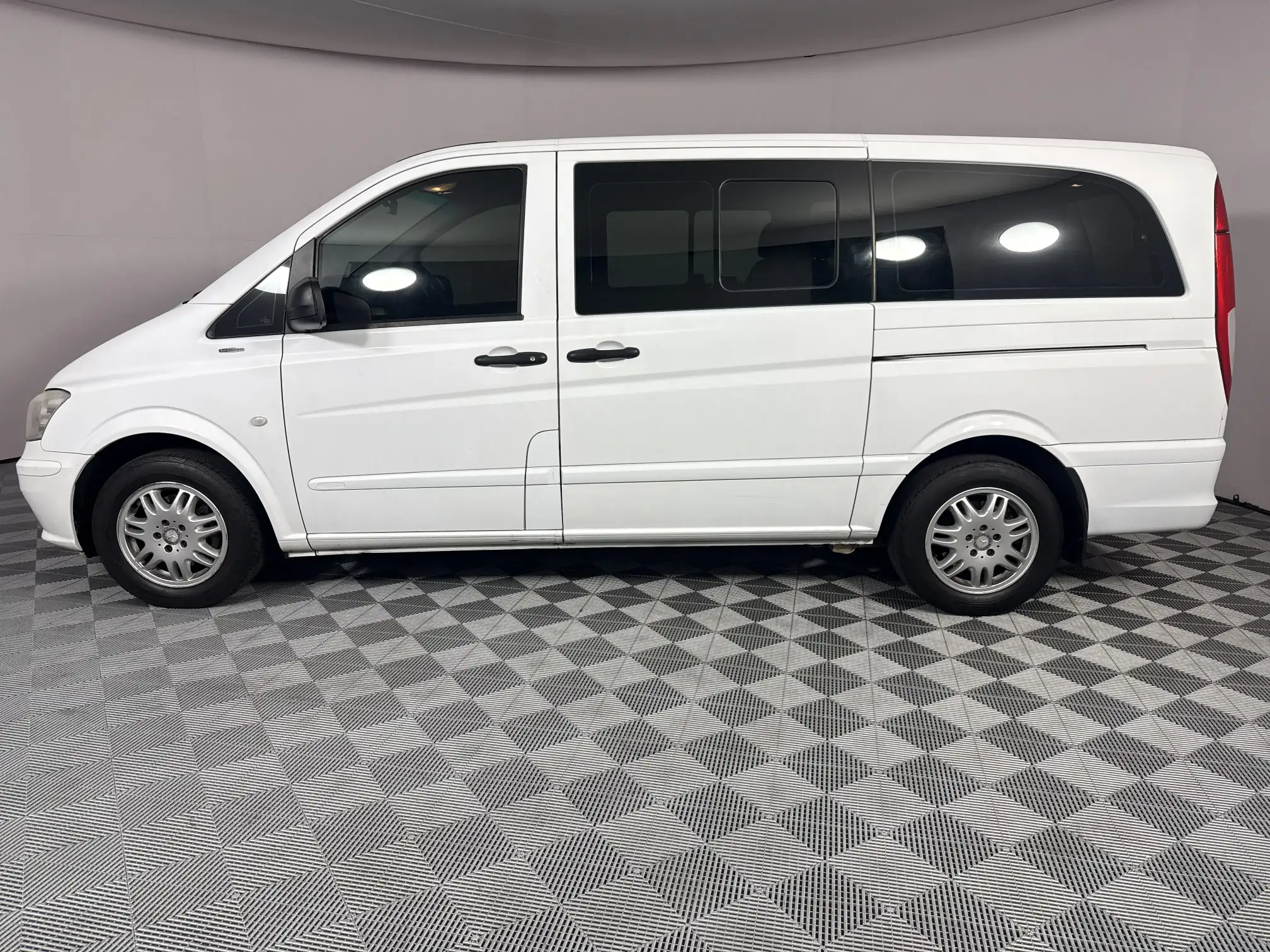 Mercedes-Benz Vito BUS