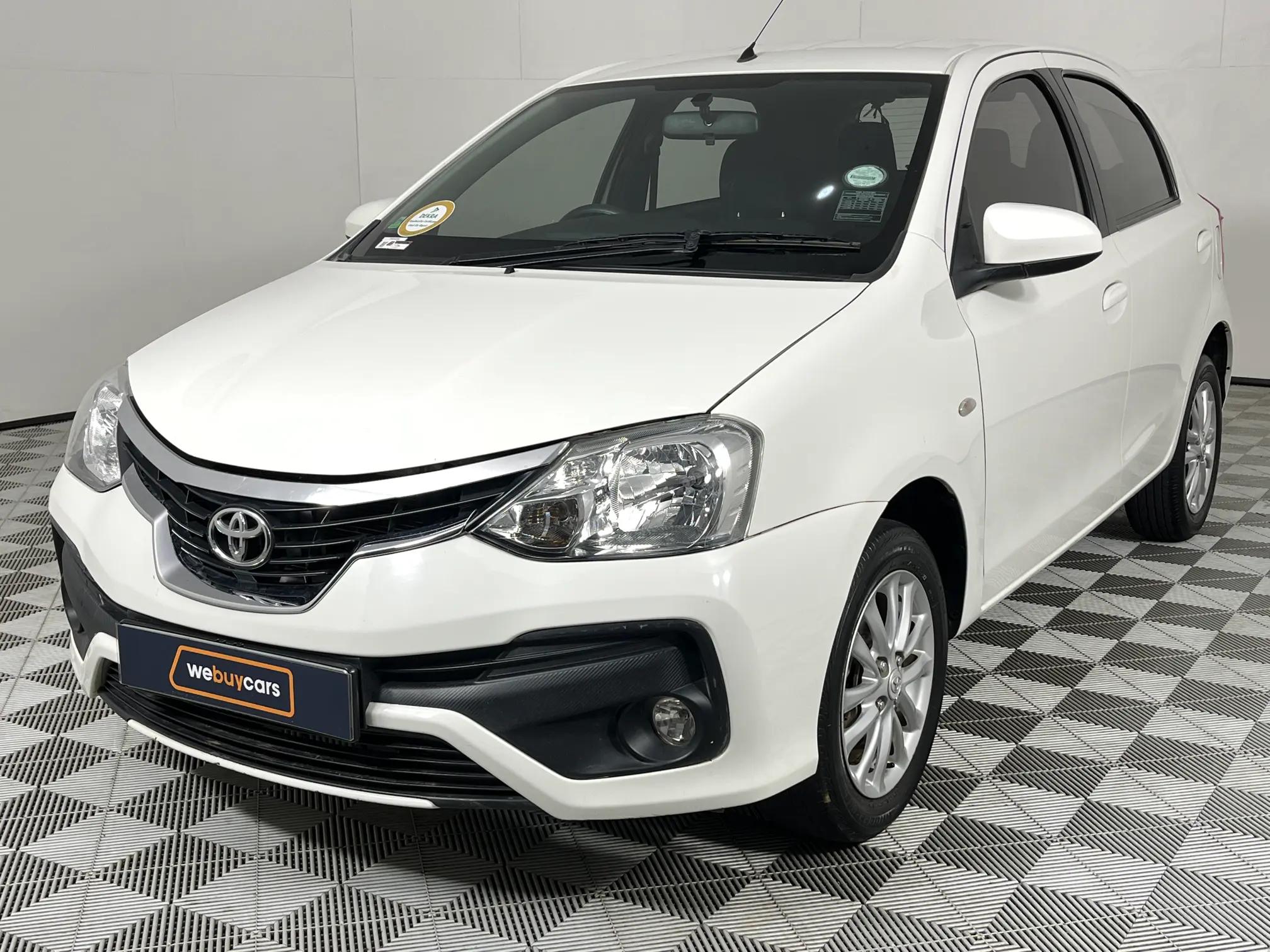 toyota-etios-2018-en-venta-1-5-sedan-platinum-at-l-18-157688-59665-km