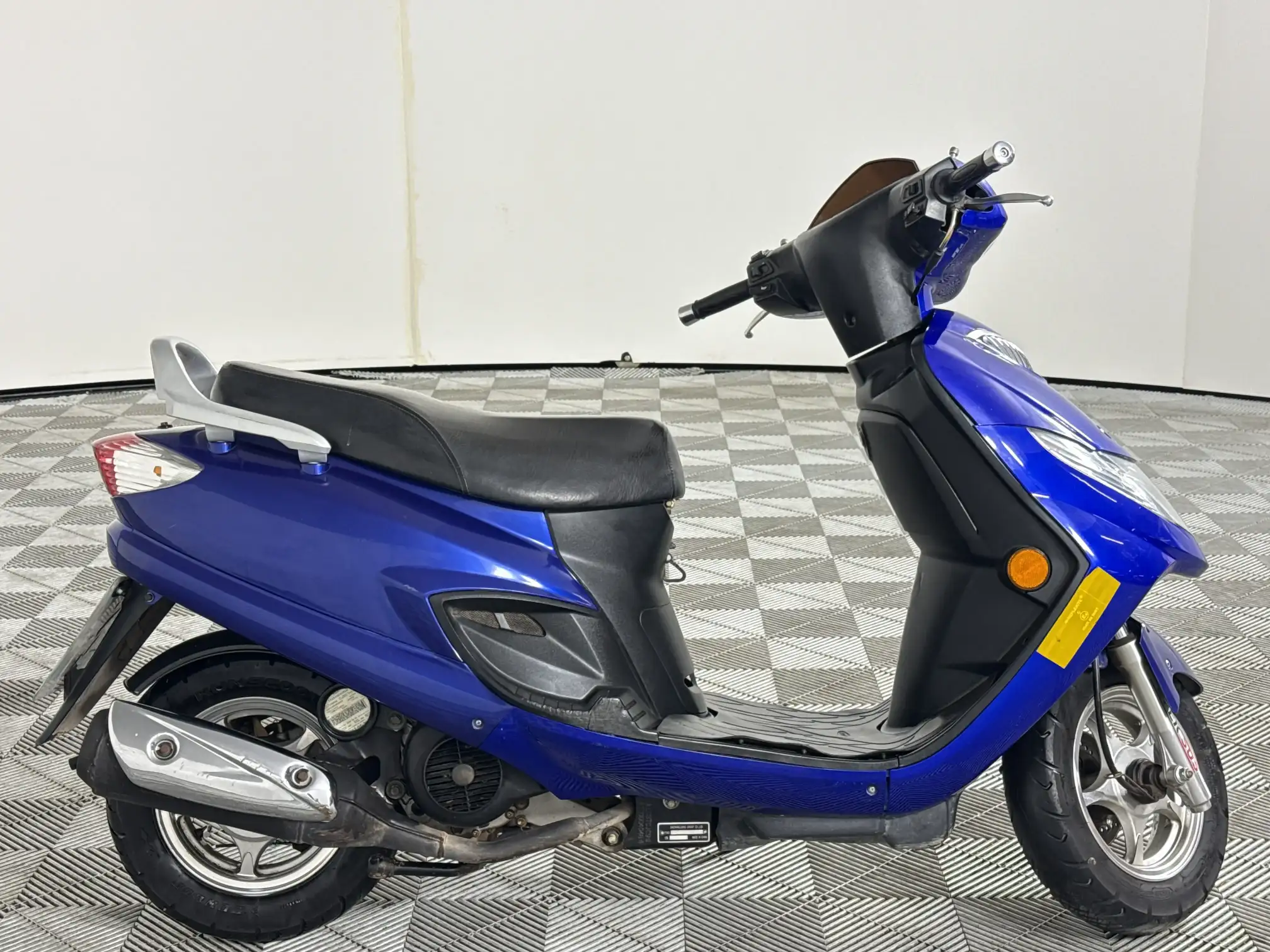 Suzuki AN