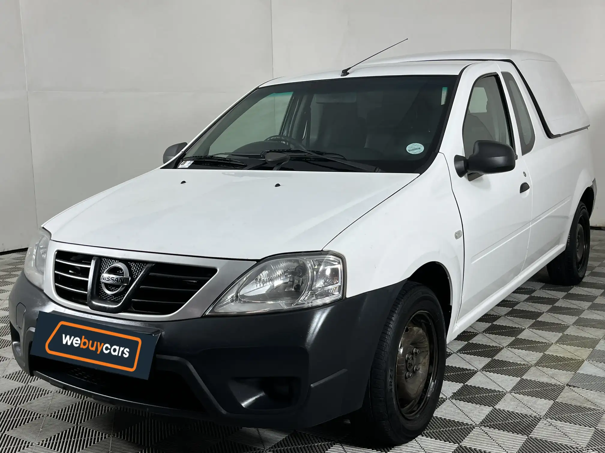 2020 Nissan NP200