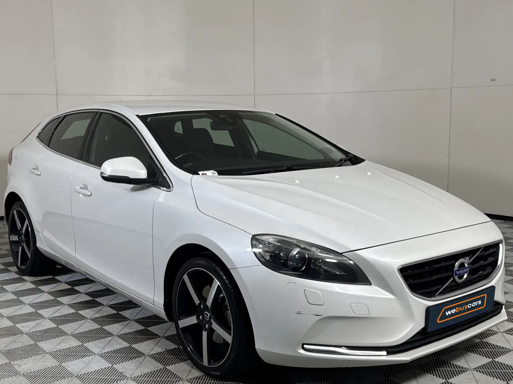 Volvo V40
