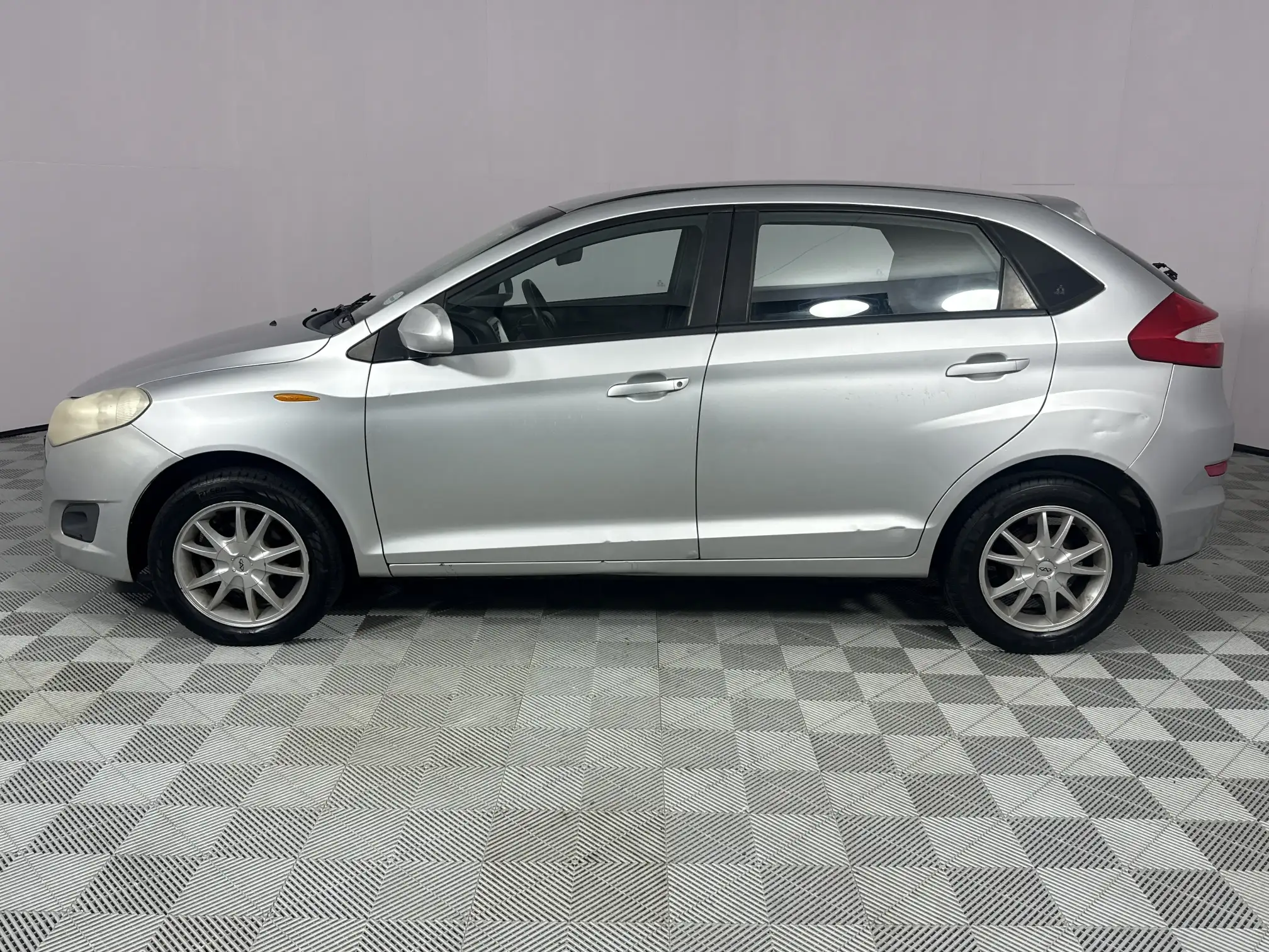 Chery J2