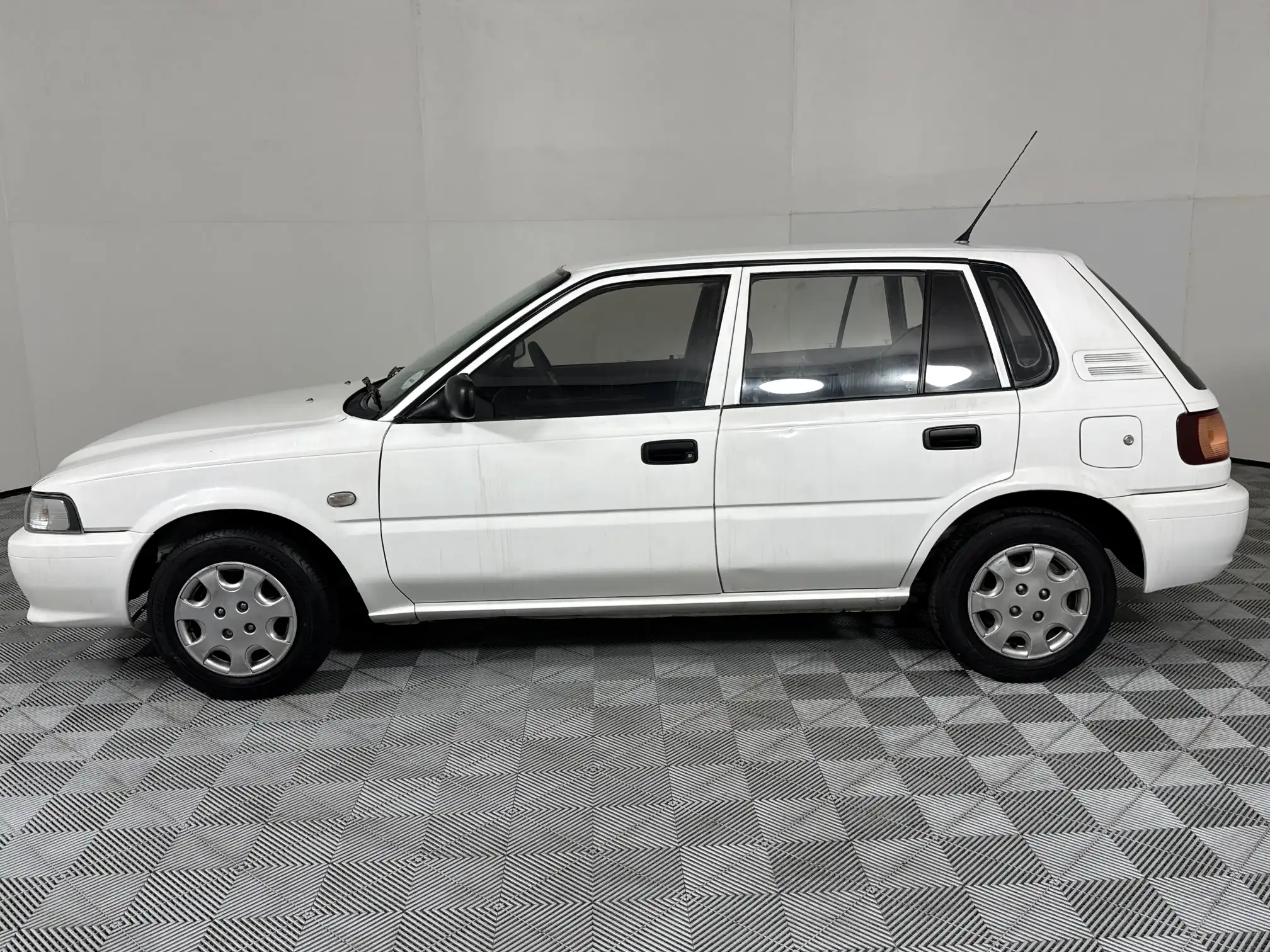 Toyota Tazz