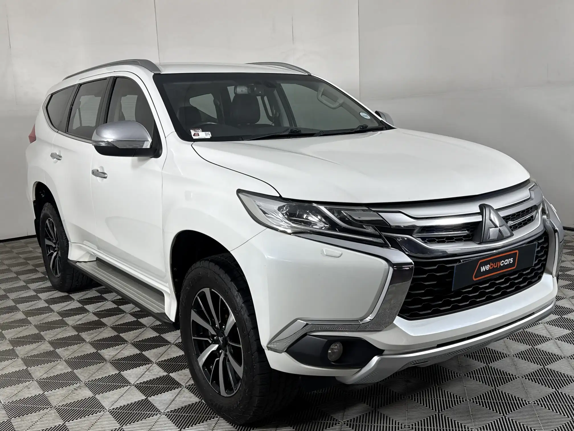 Mitsubishi Pajero Sport