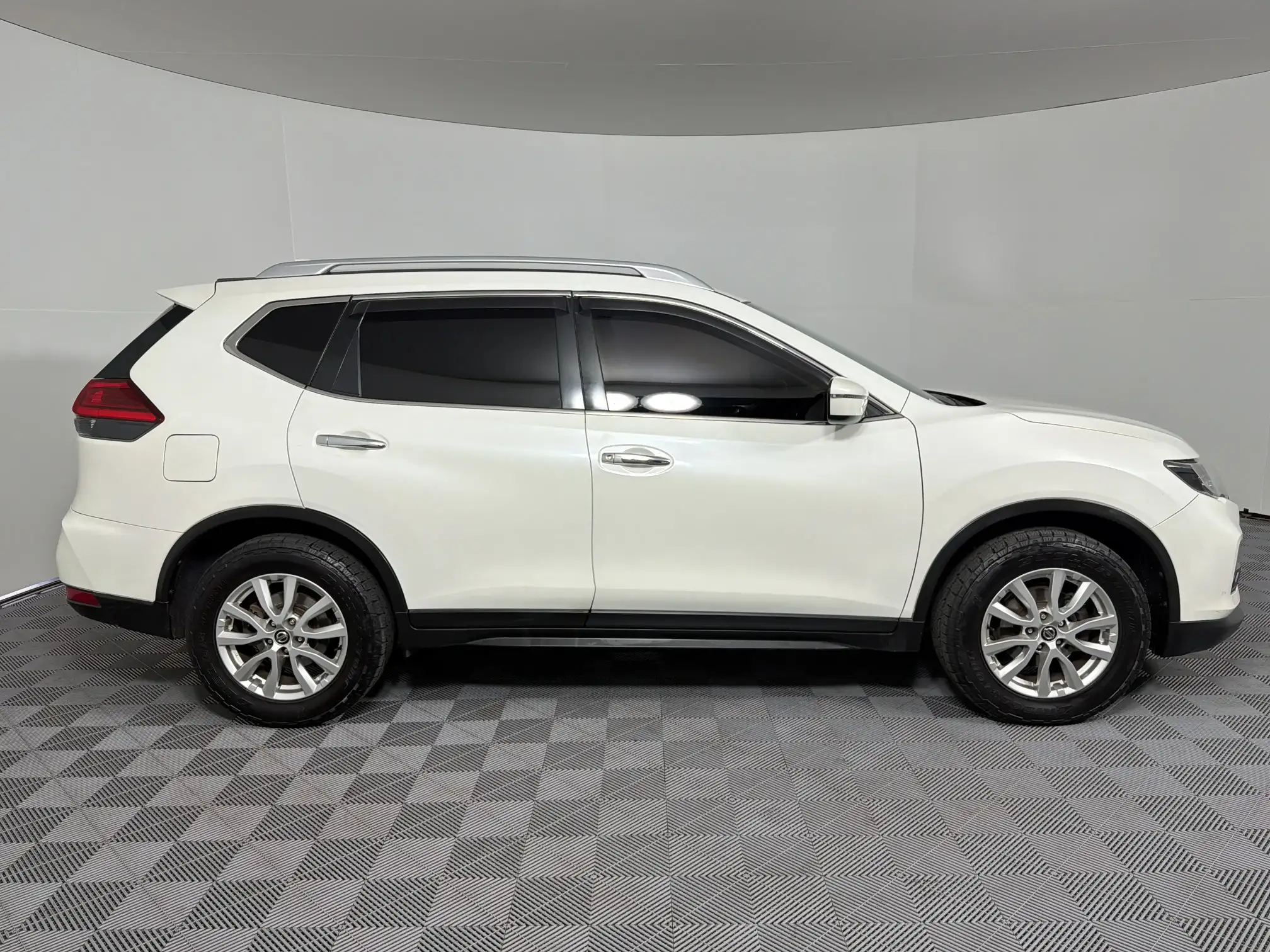 Nissan X Trail