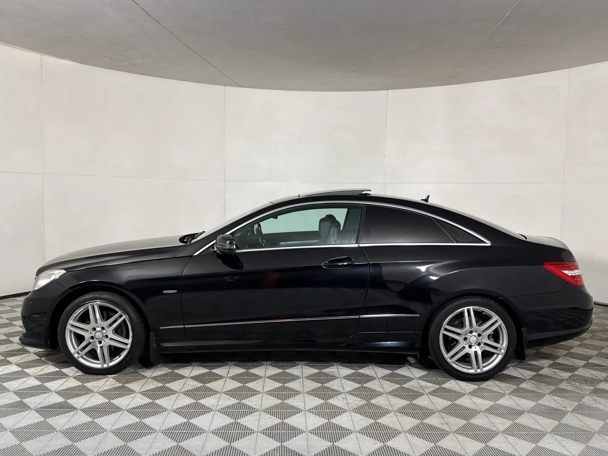 Mercedes-Benz E Class Coupe