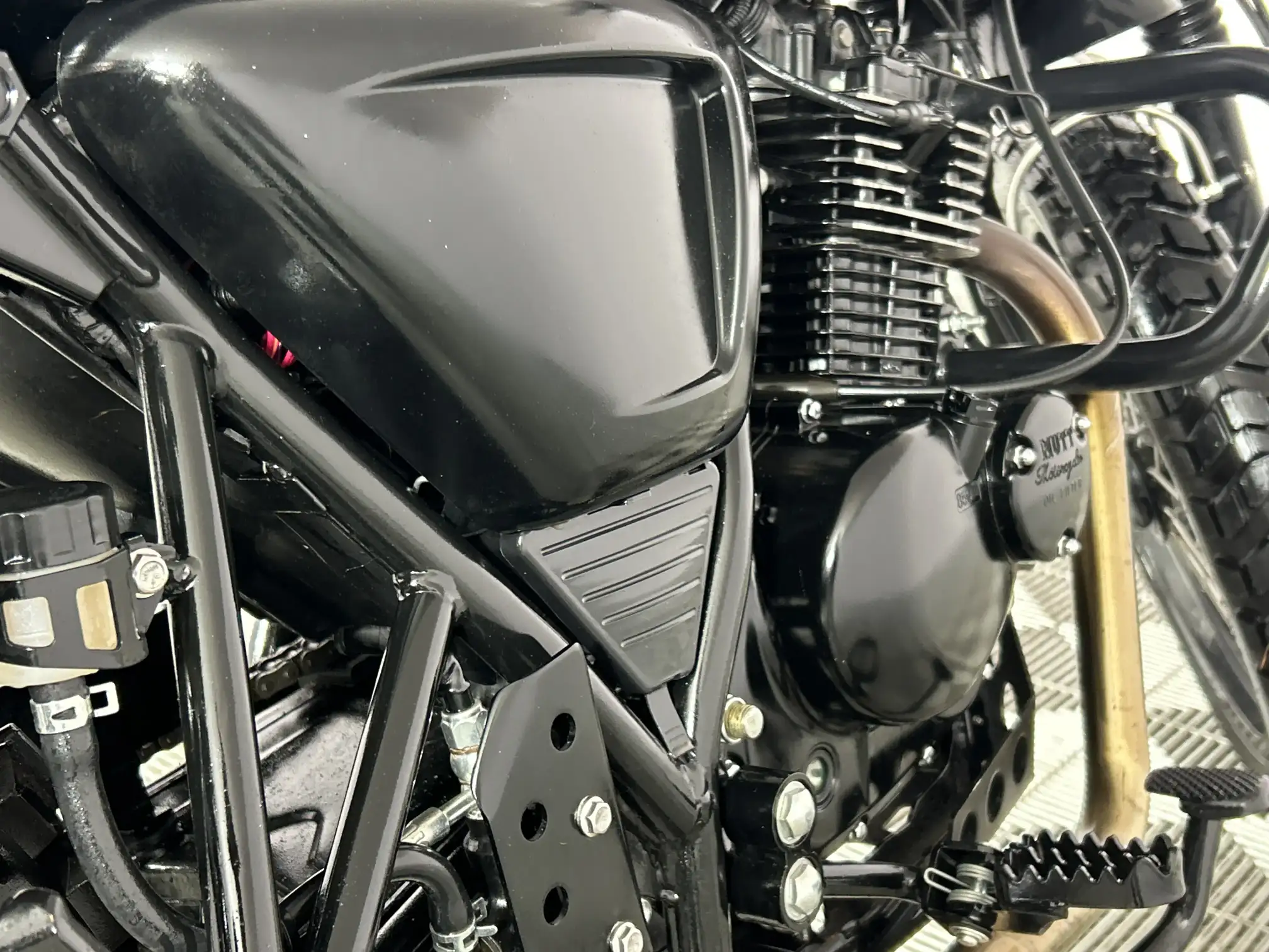 Mutt 125
