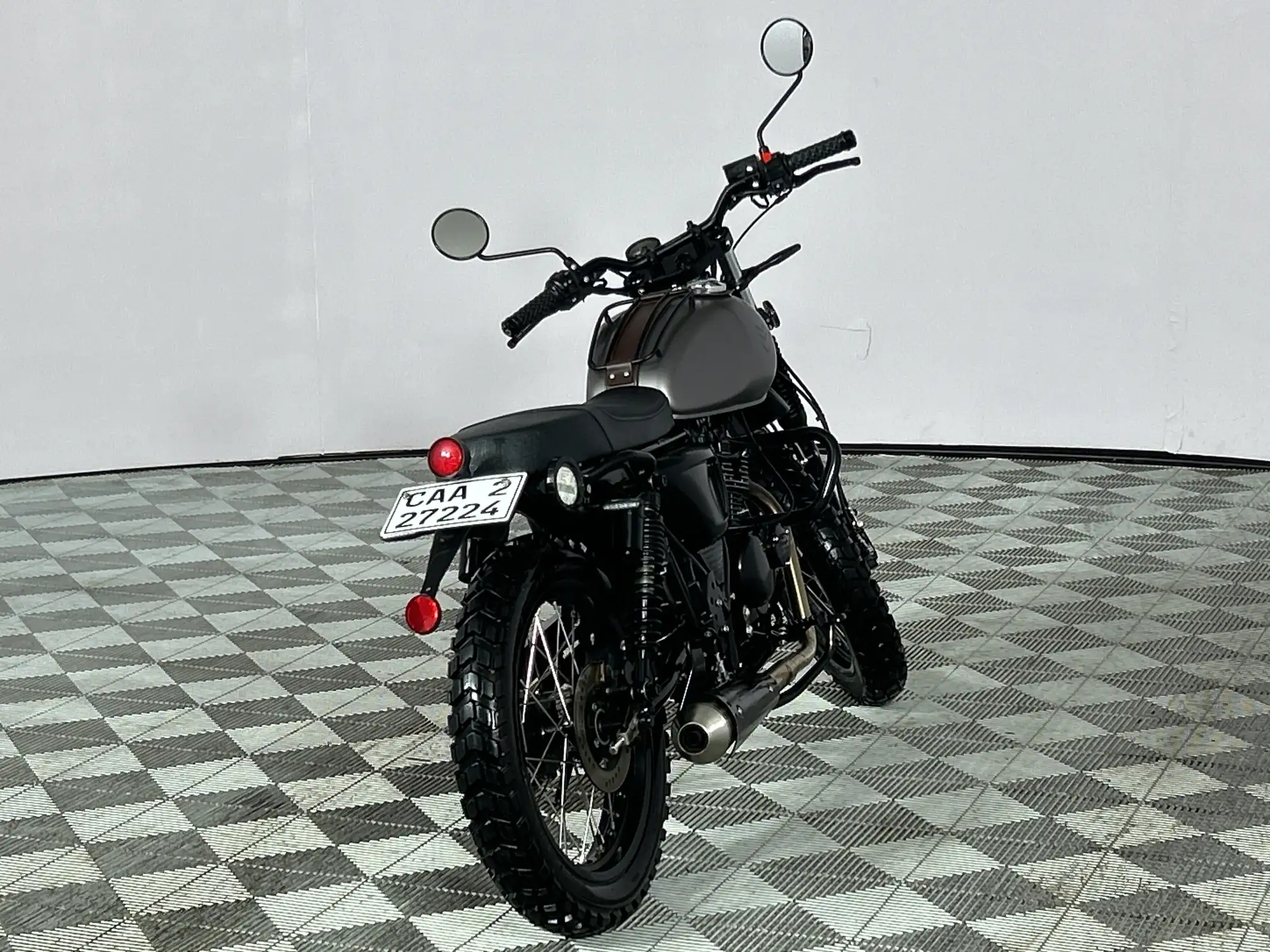 Mutt 125