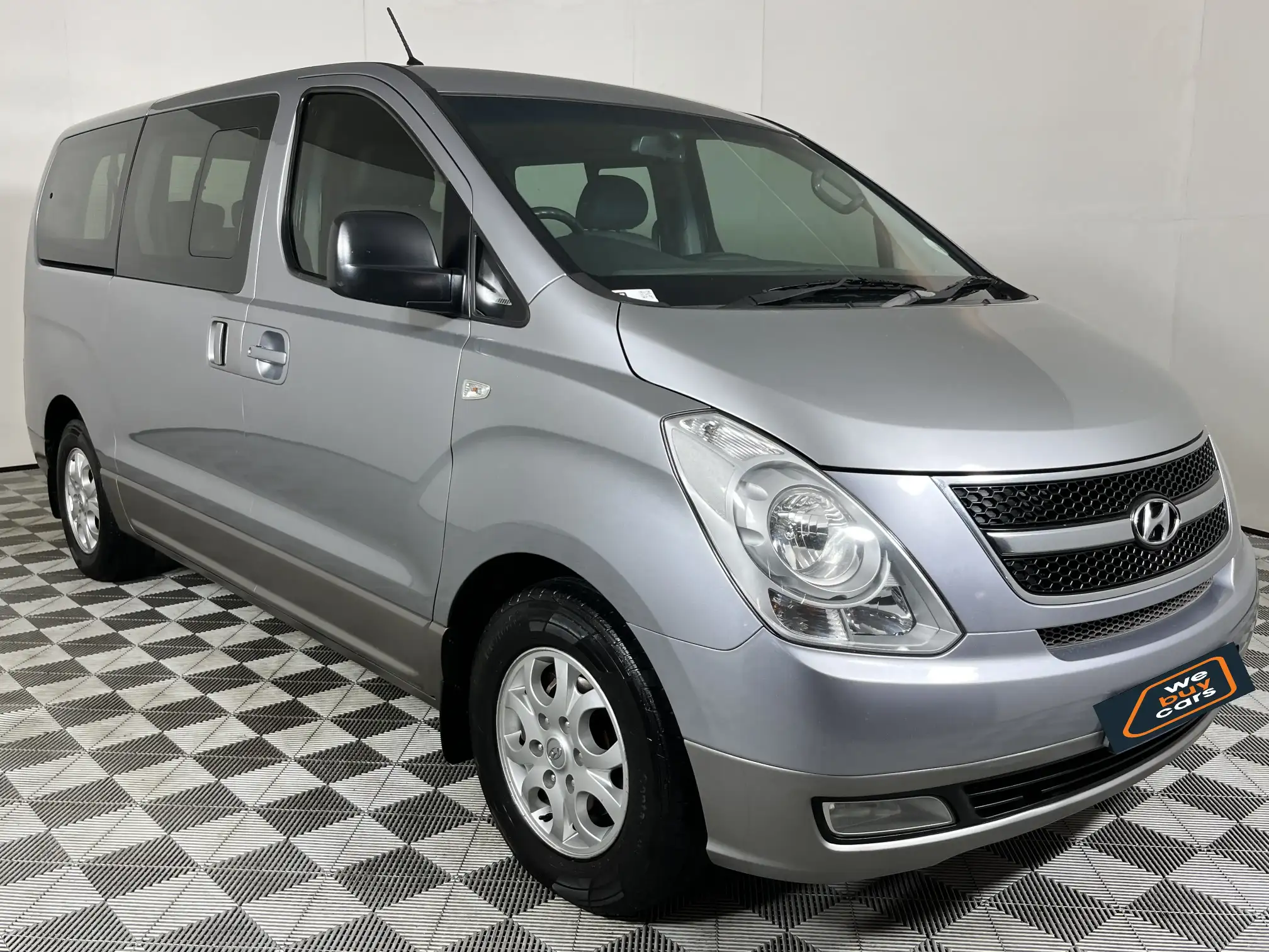 Hyundai H-1