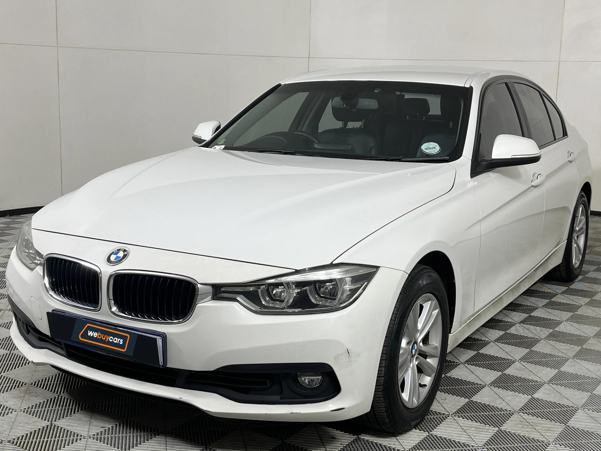 BMW 320i (F30) Auto