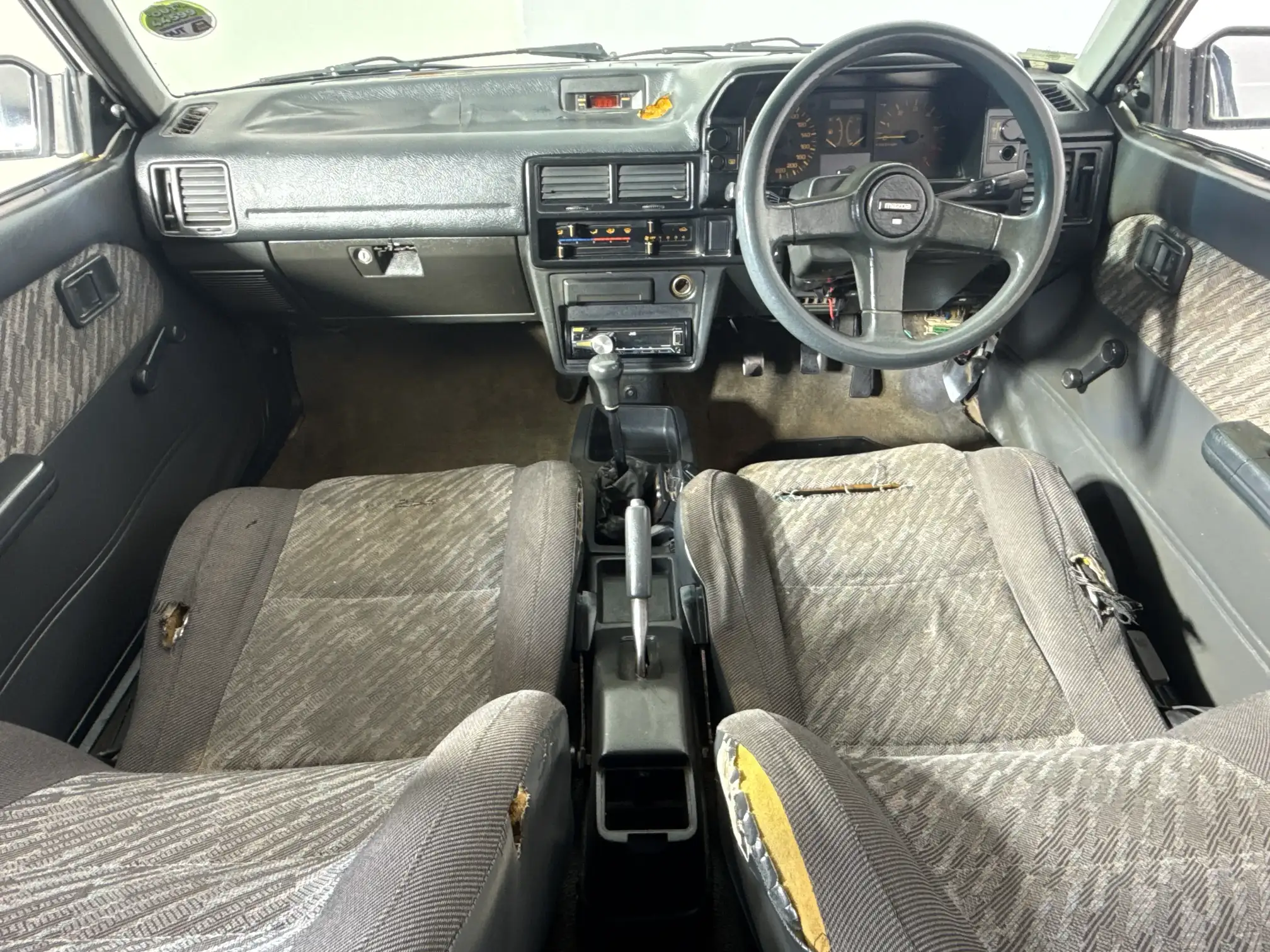 Mazda 323
