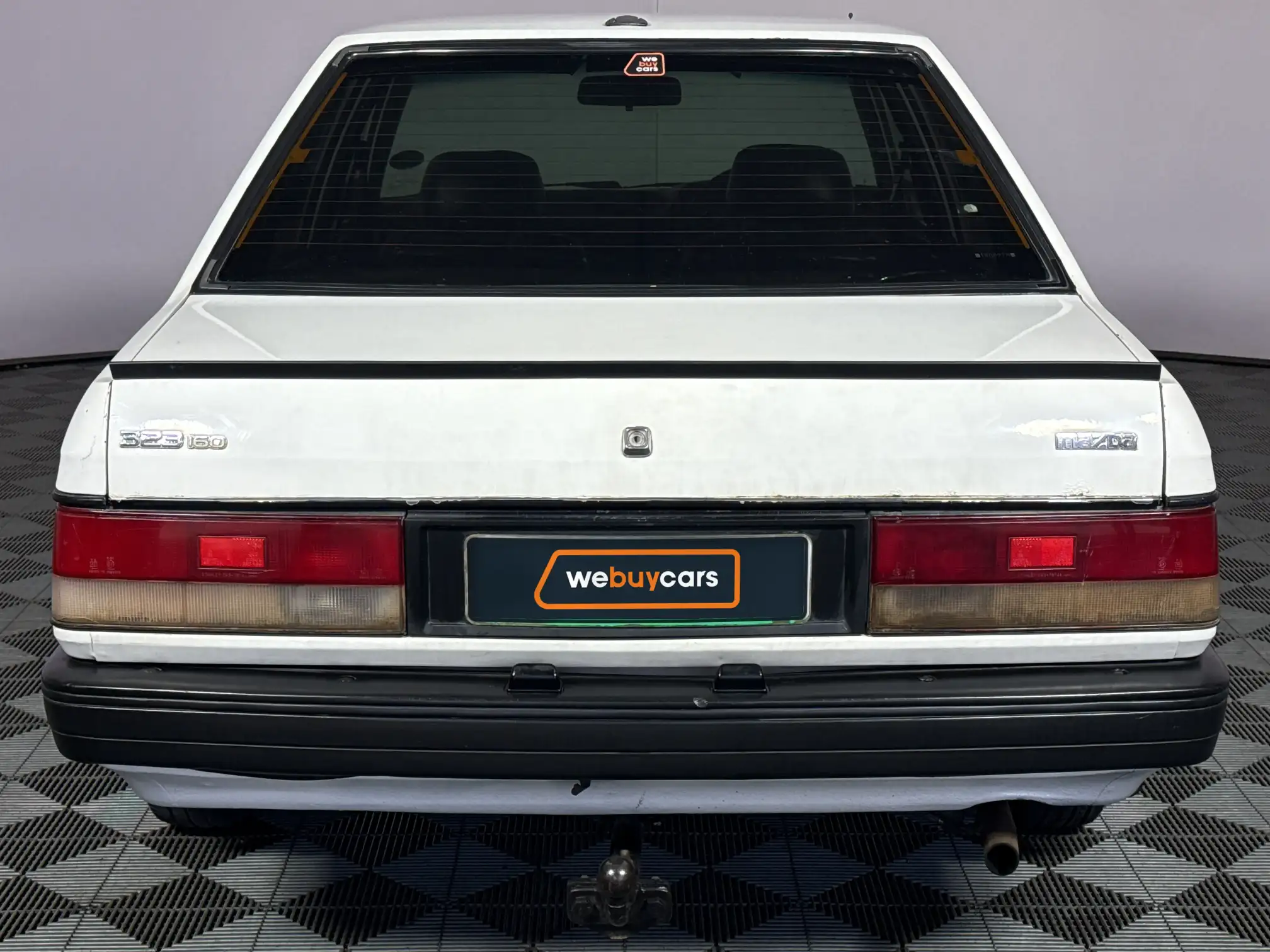 Mazda 323