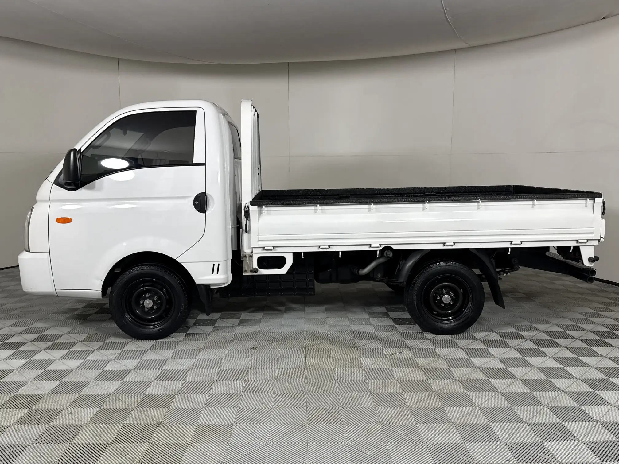 Hyundai H100