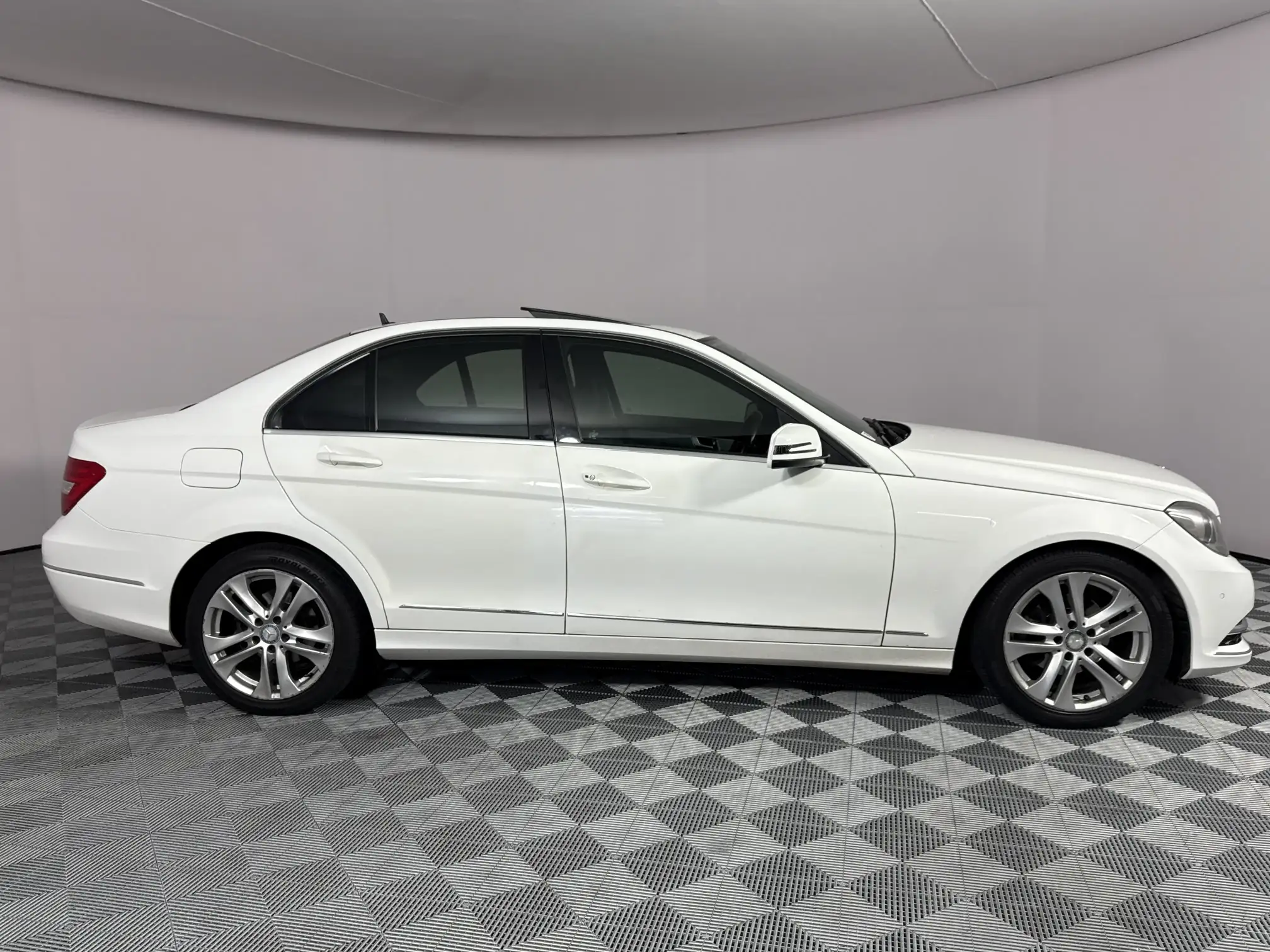 Mercedes-Benz C Class Sedan
