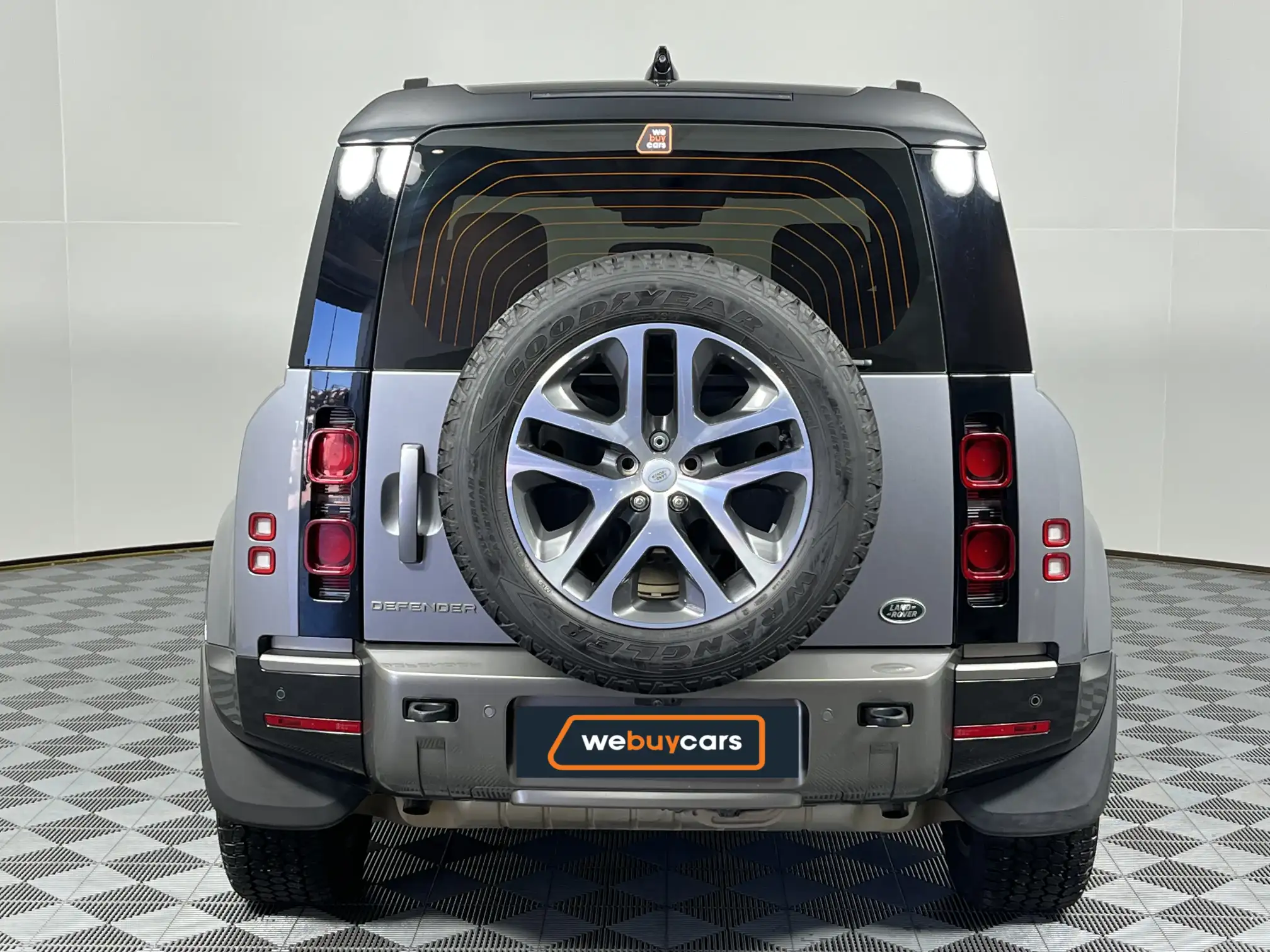 Land Rover Defender 90