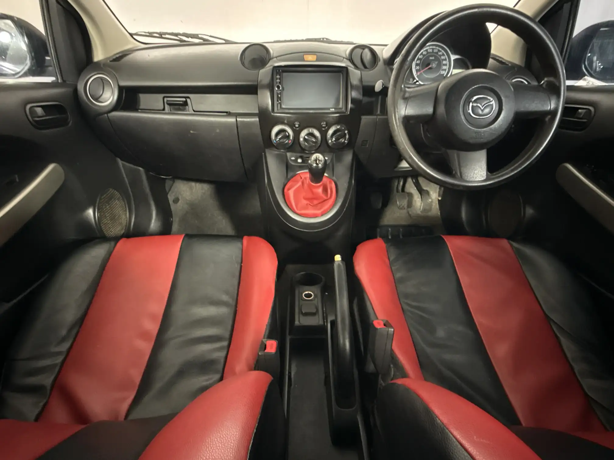 Mazda Mazda 2