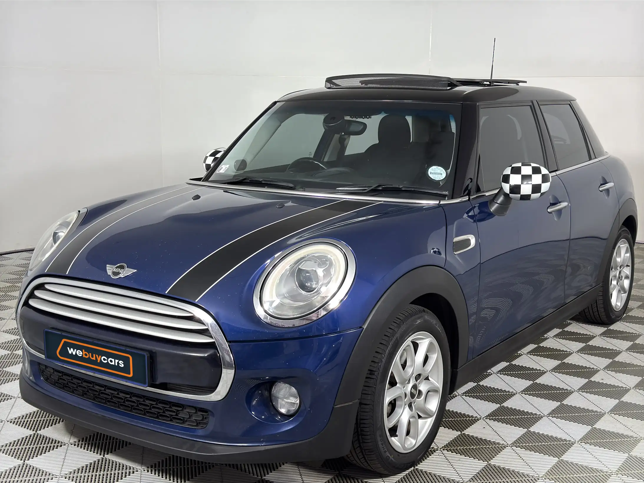 We Buy Cars | 2016 Mini Cooper 5DR — Stock Number 38DB10464