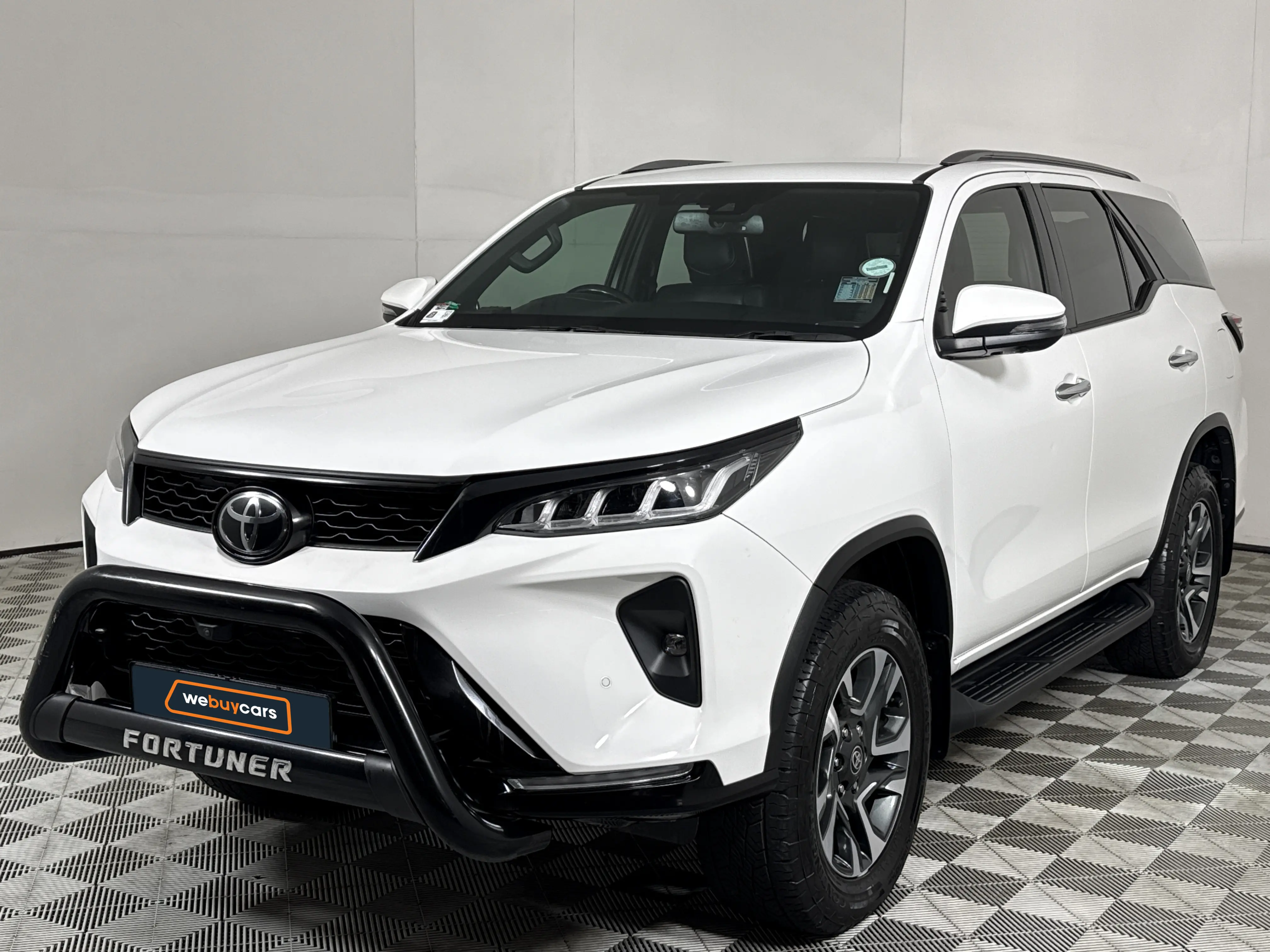 2024 Toyota Fortuner 2.8 Gd-6 4x4 VX AT (mhev)