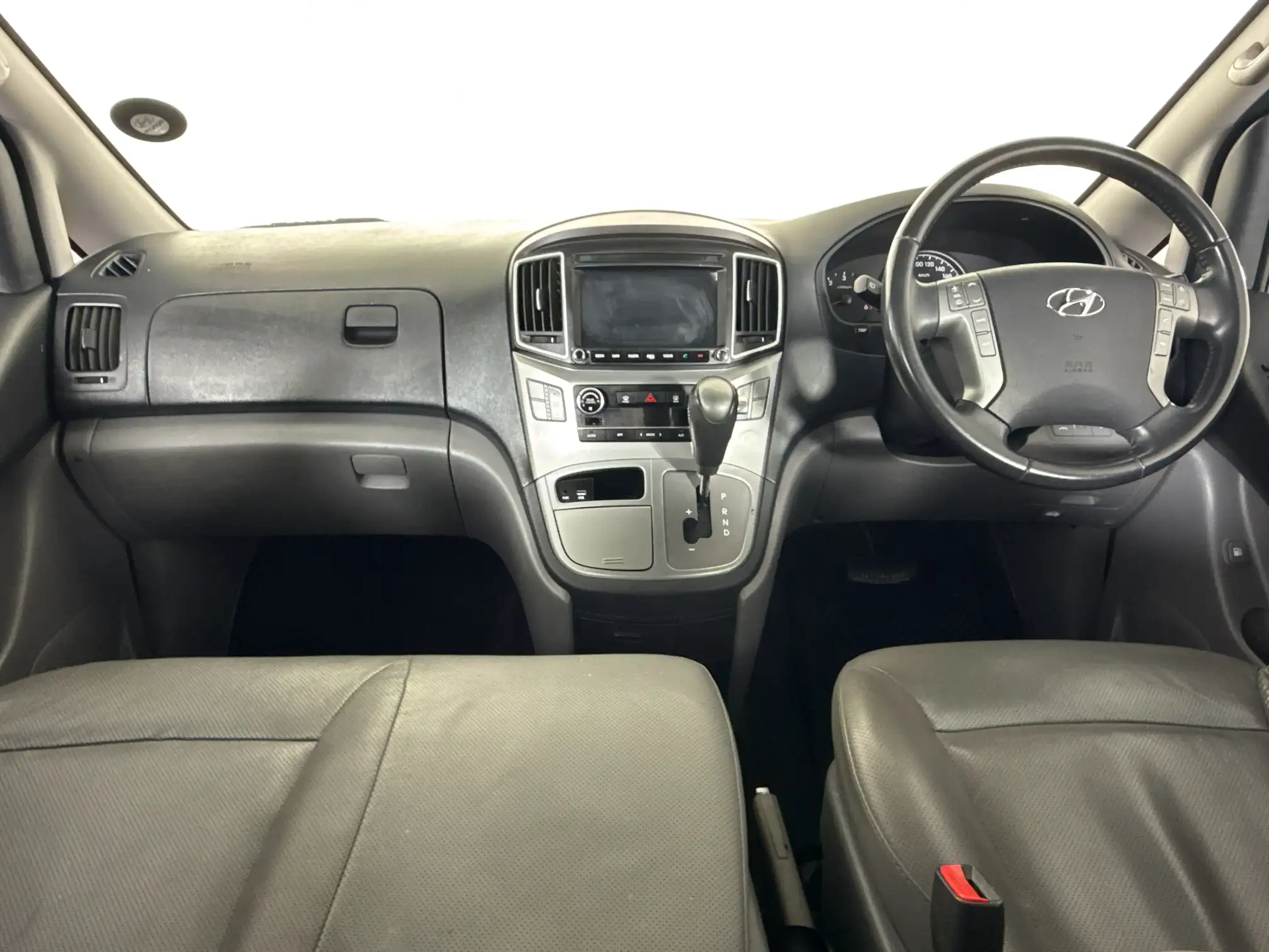 Hyundai H-1