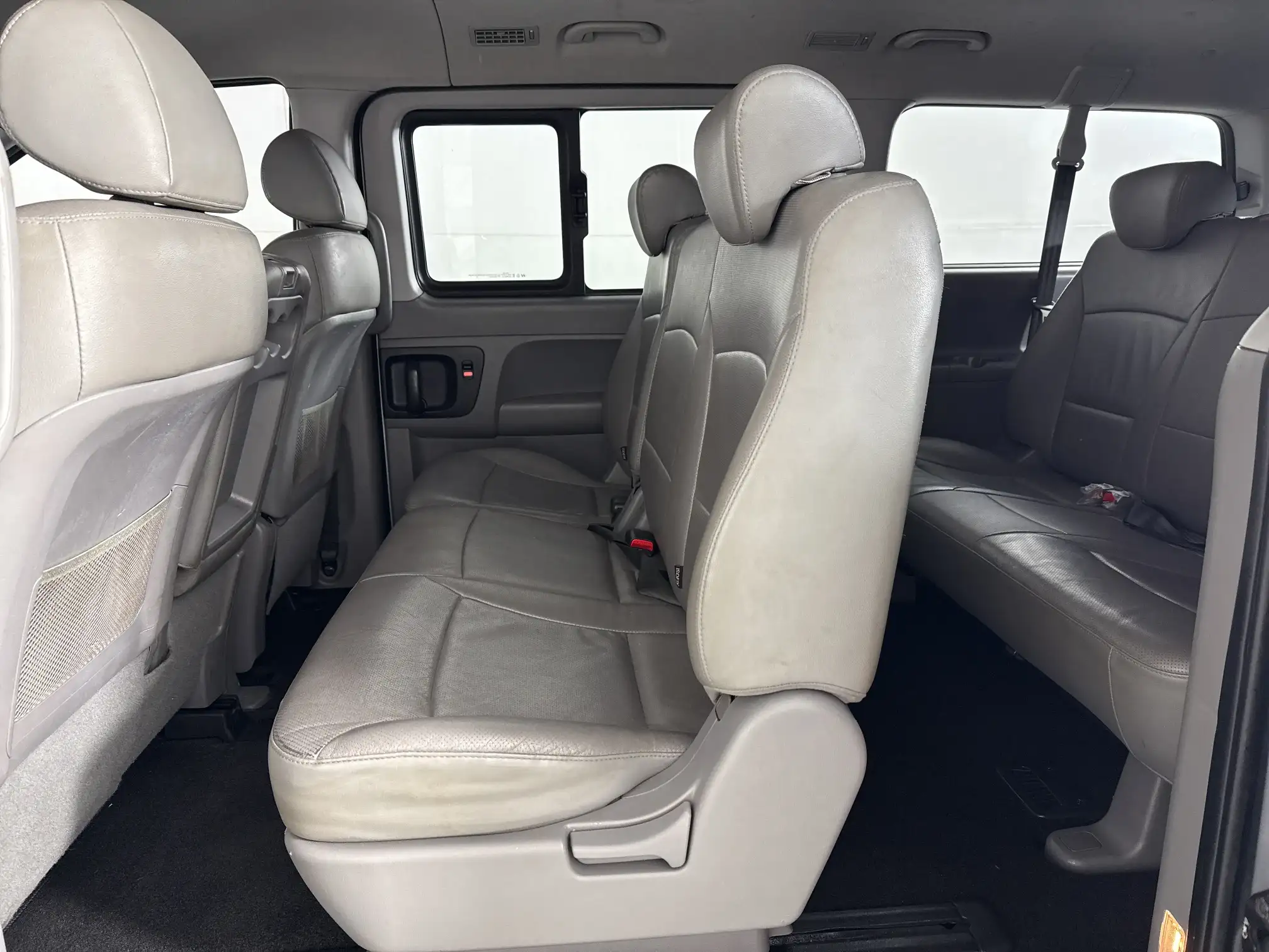 Hyundai H-1