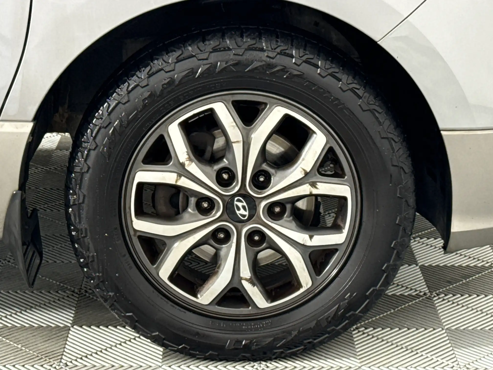Hyundai H-1