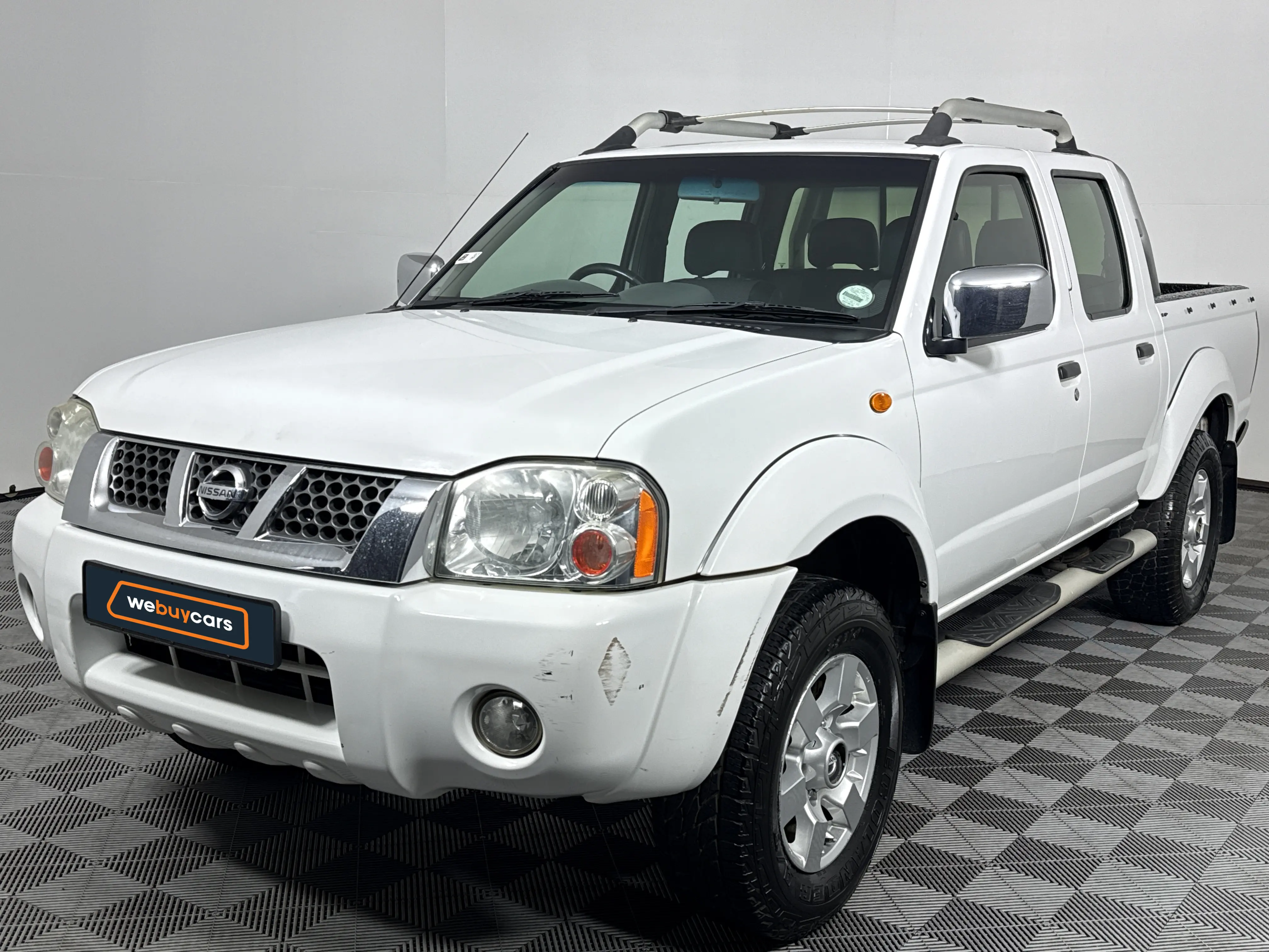 2016 Nissan Hardbody Np300 2.4i Hi-Rider Pick Up Double Cab
