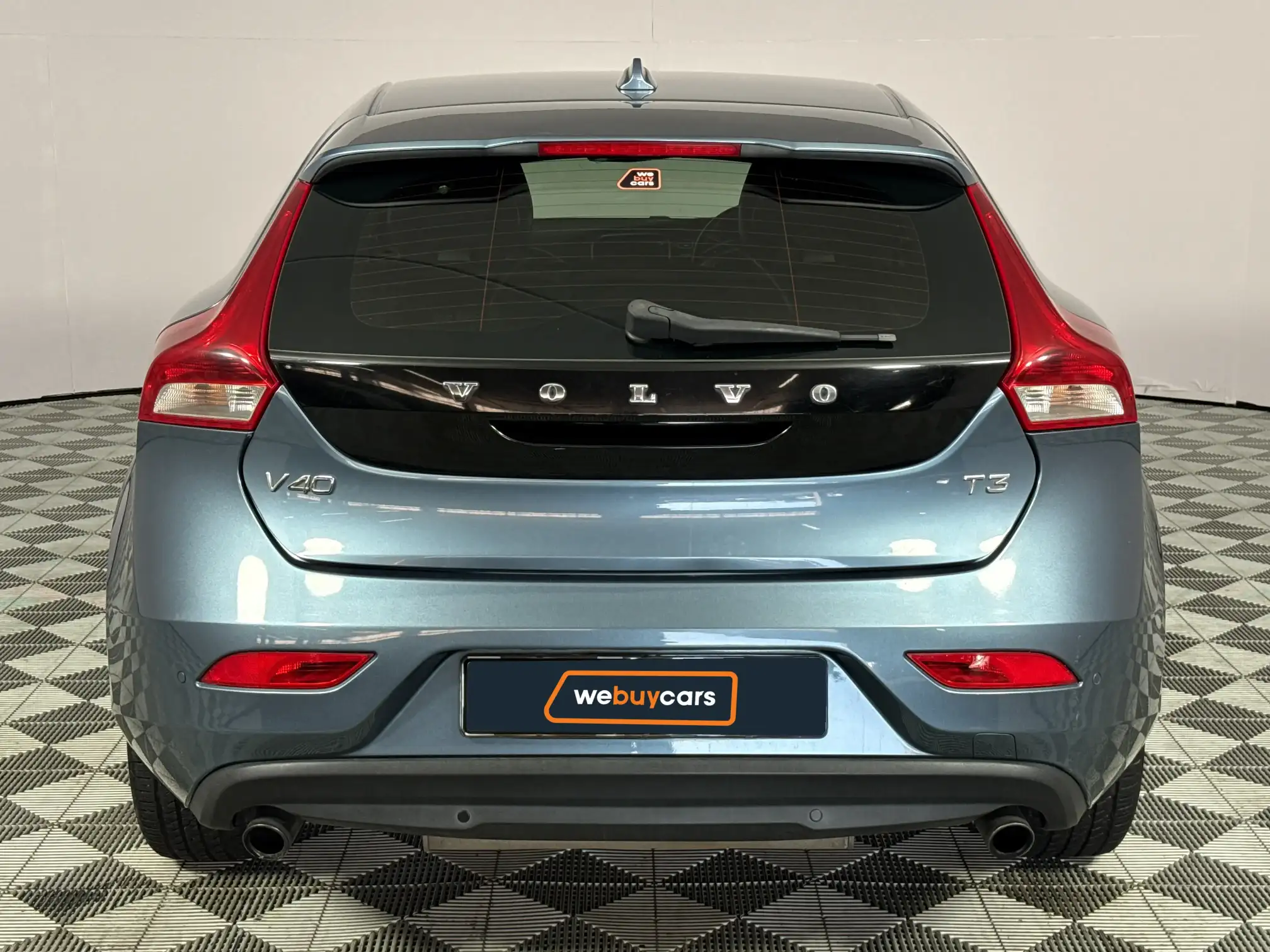 Volvo V40
