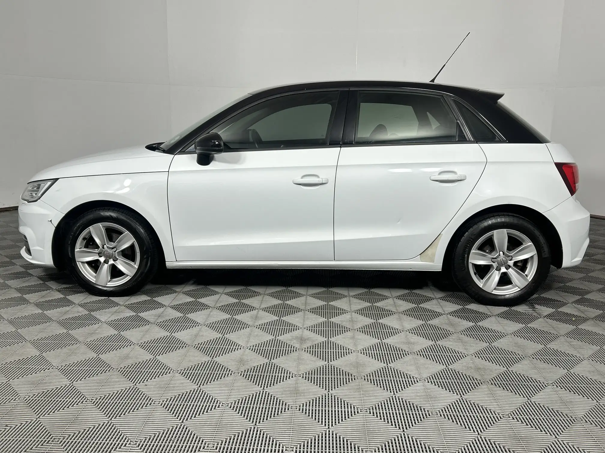 Audi A1