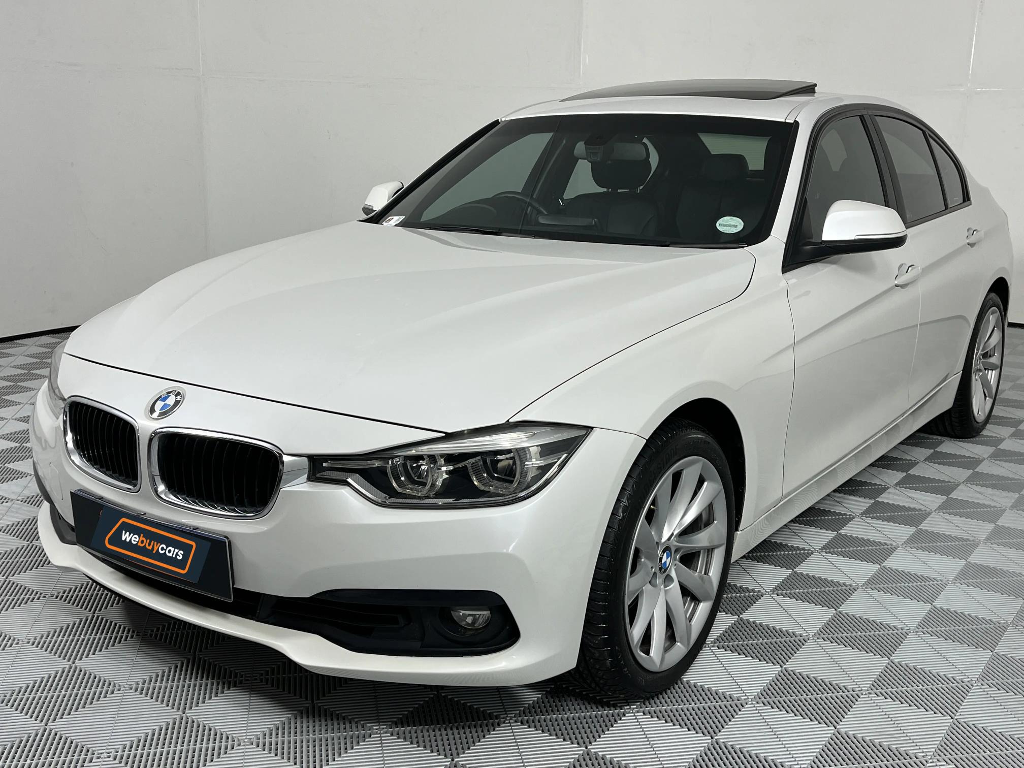 BMW 320i (F30) Auto
