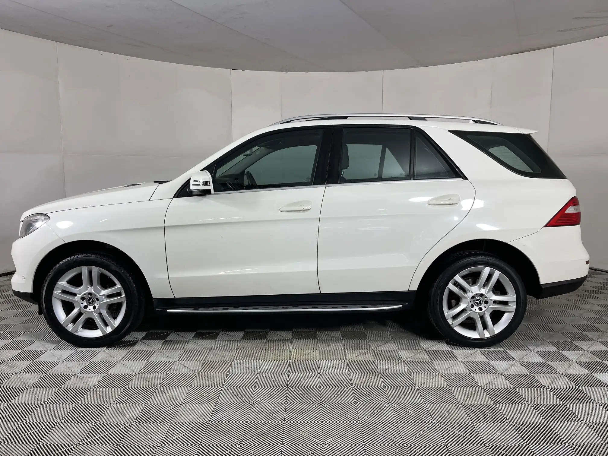 Mercedes-Benz M Class