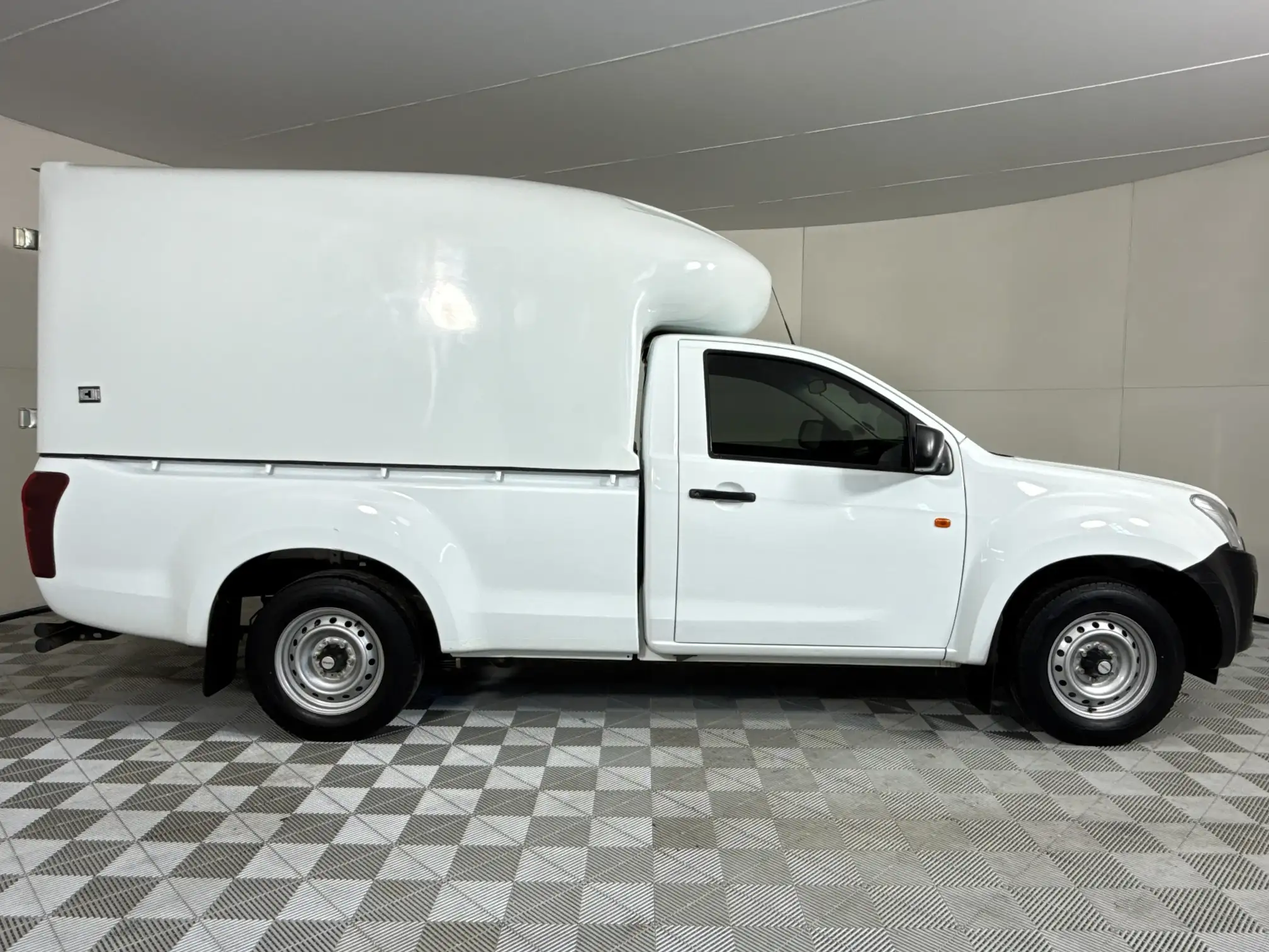 Isuzu D-MAX