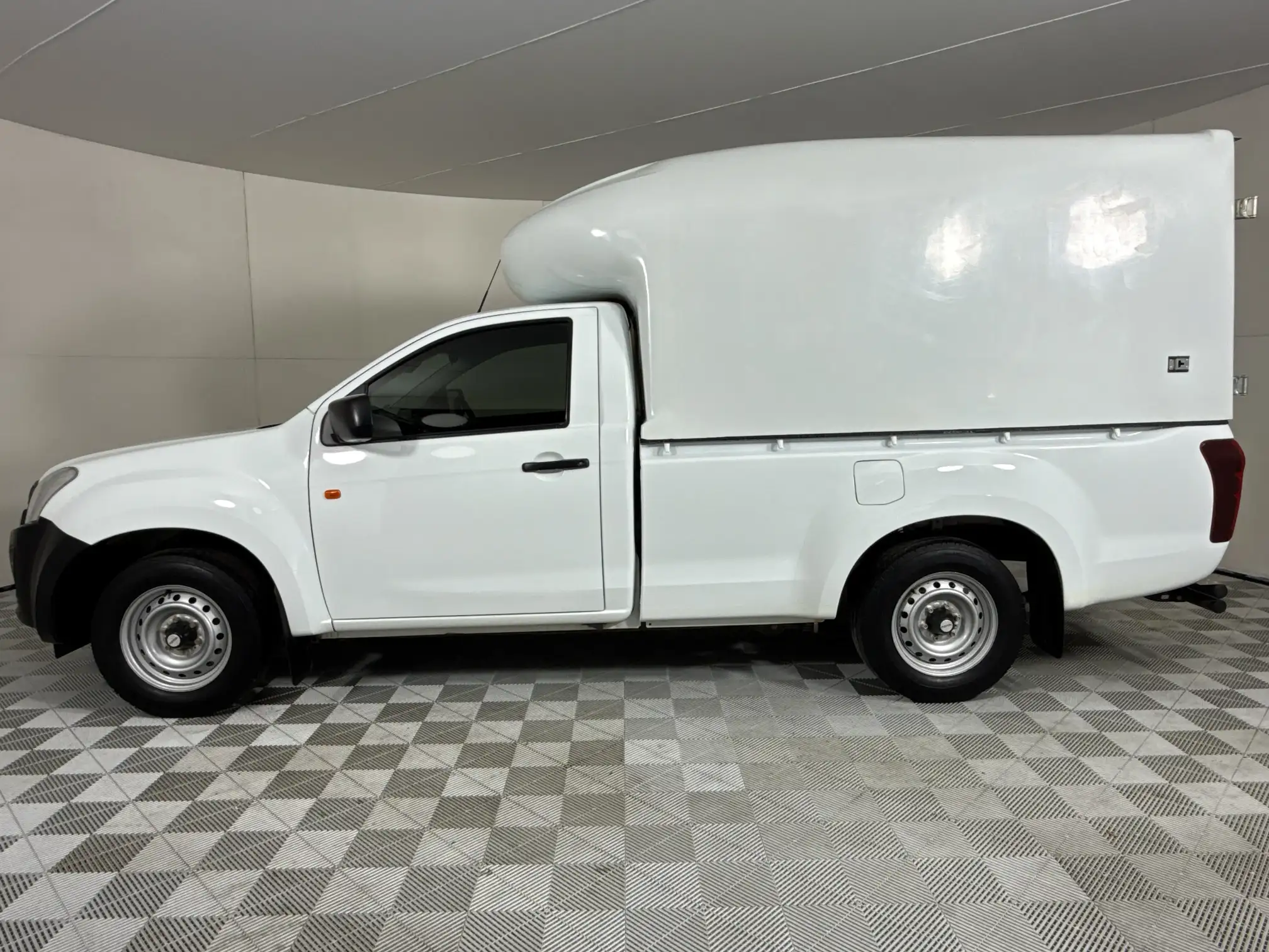 Isuzu D-MAX