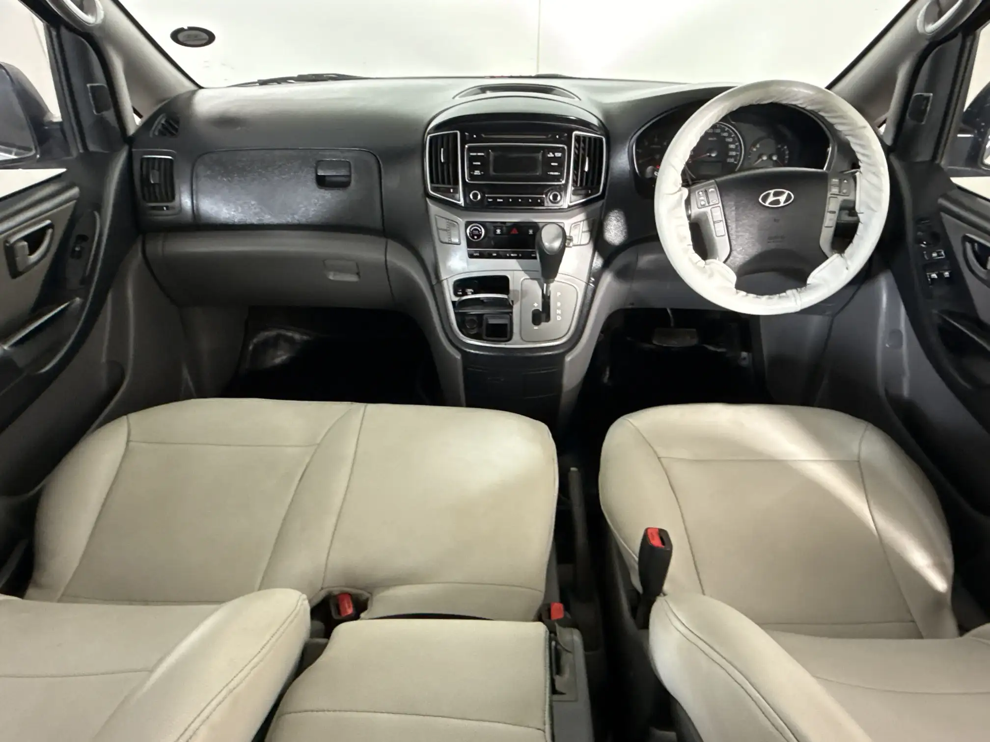 Hyundai H-1